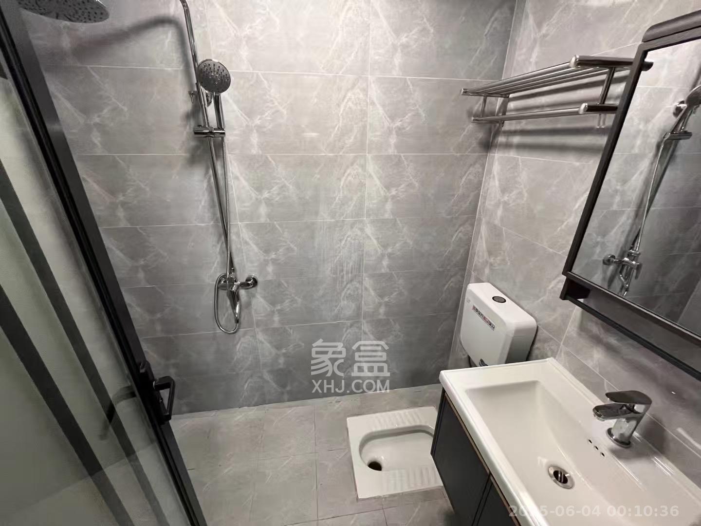 碧桂园城市之光  1室1厅1卫    1600.0元/月