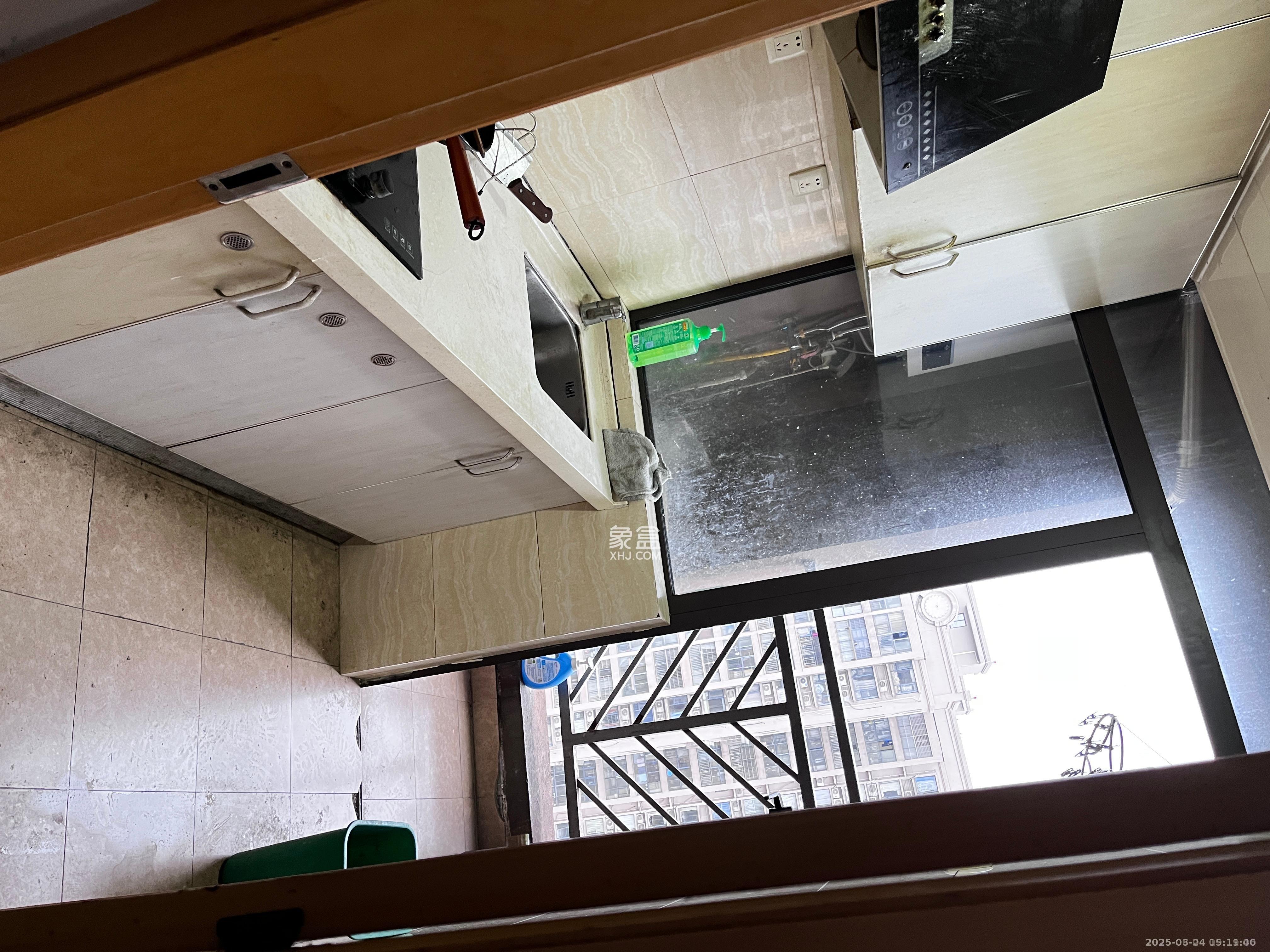 旭辉藏郡(藏郡、旭湘华府) 1室1厅1卫 1350.0元/月 旭辉藏郡(藏郡、旭湘华府) 1室1厅1卫 1350.0元/月室内图