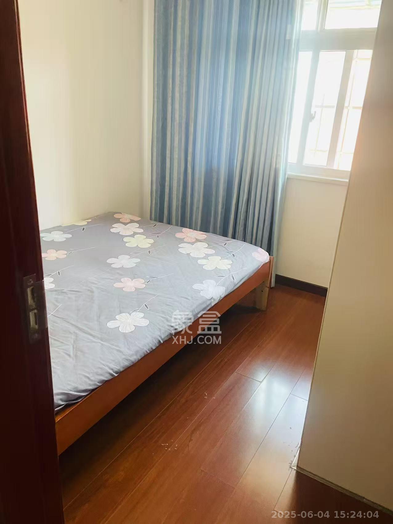 凯富南方鑫城 3室2厅1卫 2800.0元/月 凯富南方鑫城 3室2厅1卫 2800.0元/月室内图