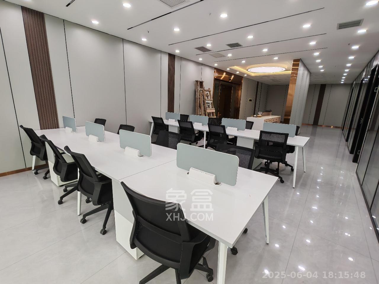 柏宁地王广场   250.0㎡      16800.0元/月室内图