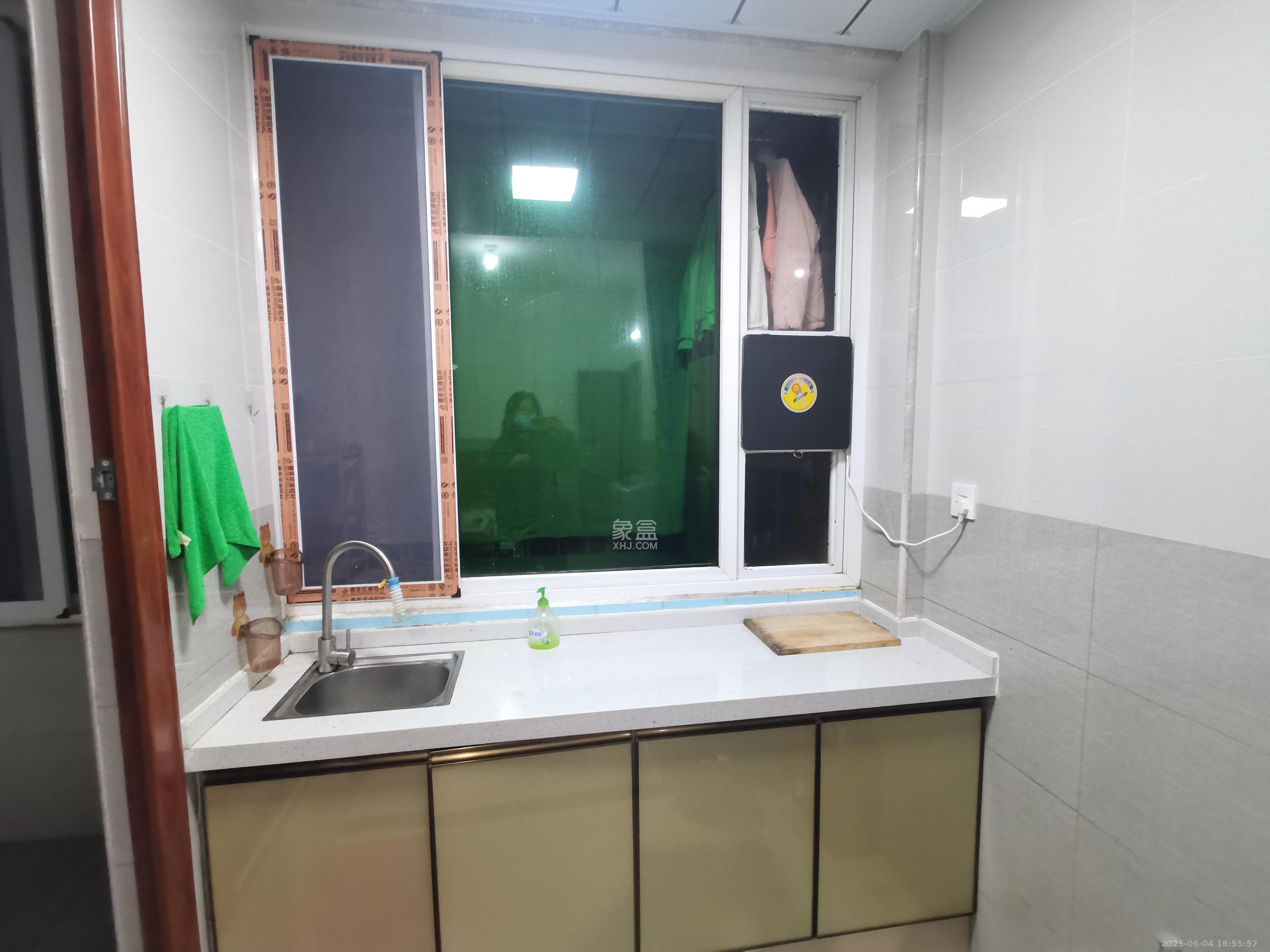 五一新村安置小区(永定社区、永兴社区、永祥社区) 1室0厅1卫 800.0元/月 五一新村安置小区(永定社区、永兴社区、永祥社区) 1室0厅1卫 800.0元/月室内图