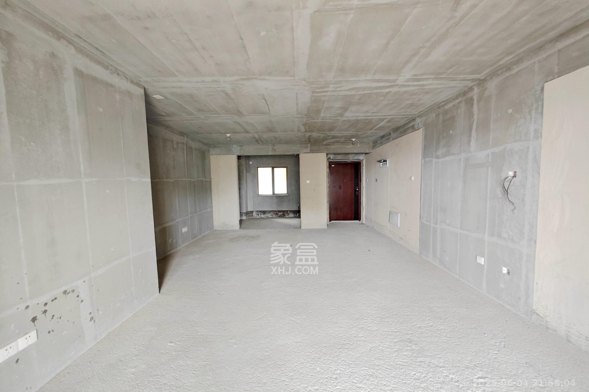 国欣向荣府 3室2厅2卫 130.0万 国欣向荣府 3室2厅2卫 130.0万客厅