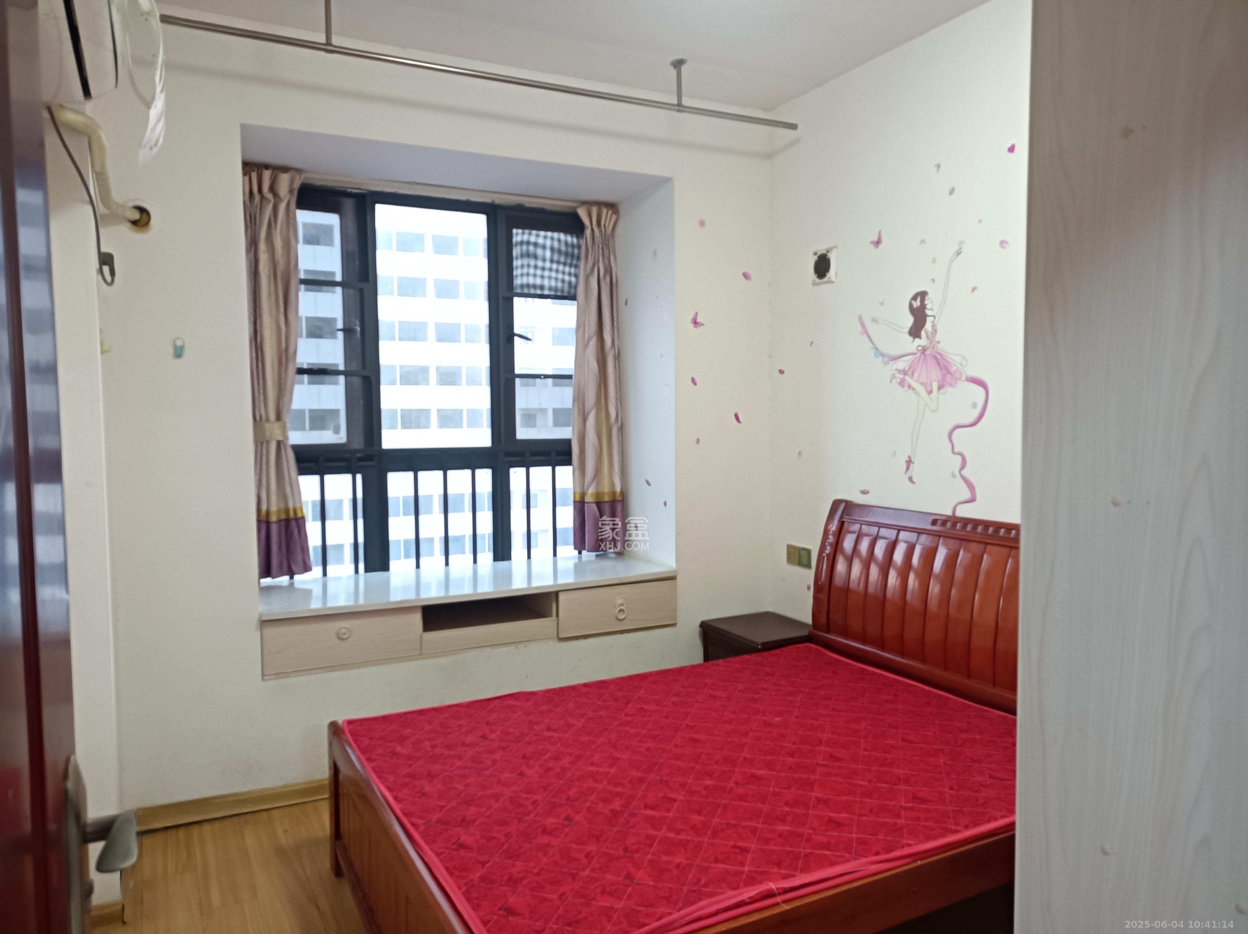 华悦城  3室2厅1卫    2100.0元/月 华悦城  3室2厅1卫    2100.0元/月