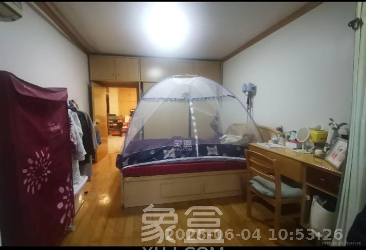 牛角塘社区  2室1厅1卫   1300.00元/月室内图