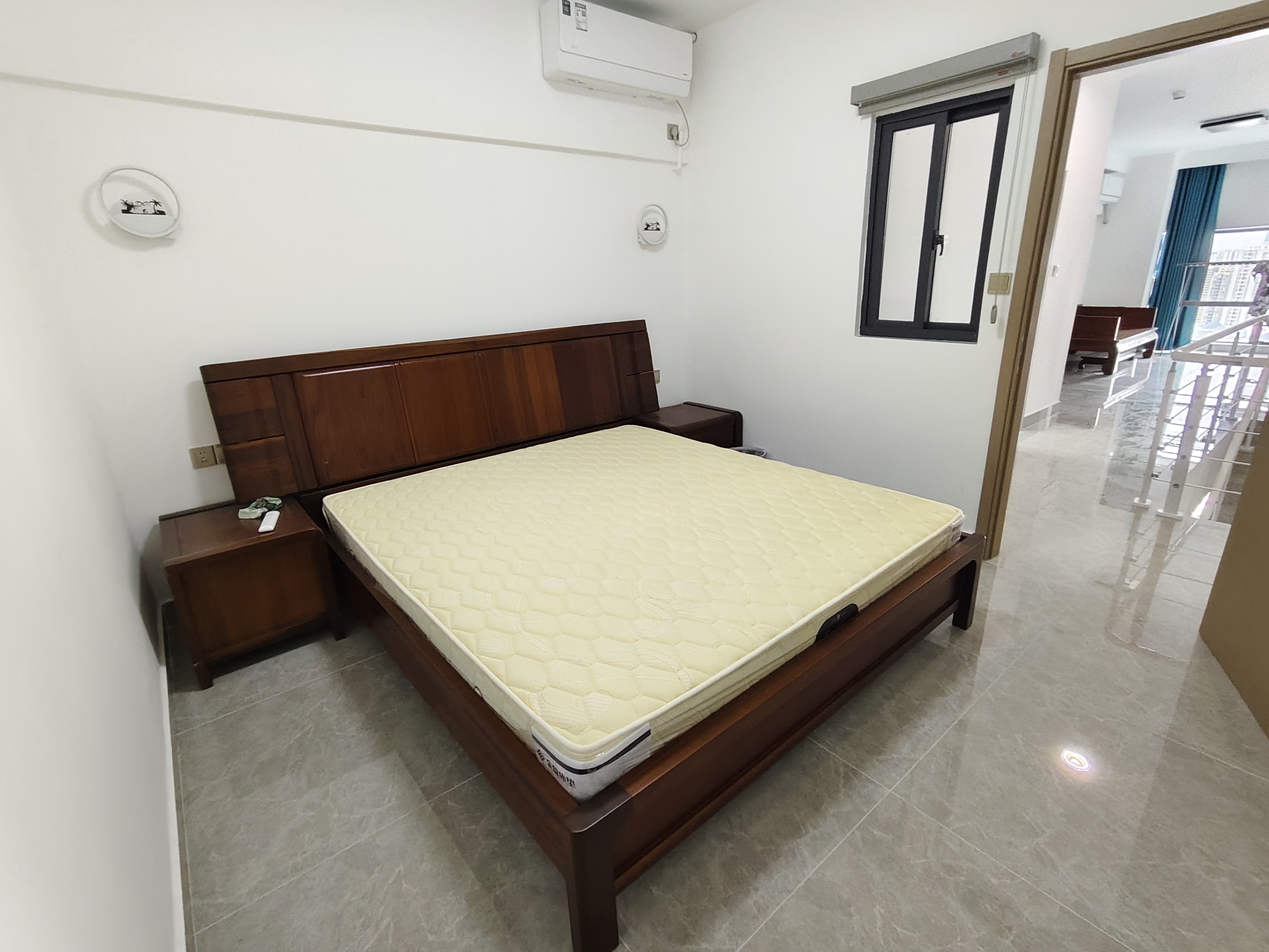 龙湖光年  2室1厅2卫    3500.0元/月 龙湖光年  2室1厅2卫    3500.0元/月室内图