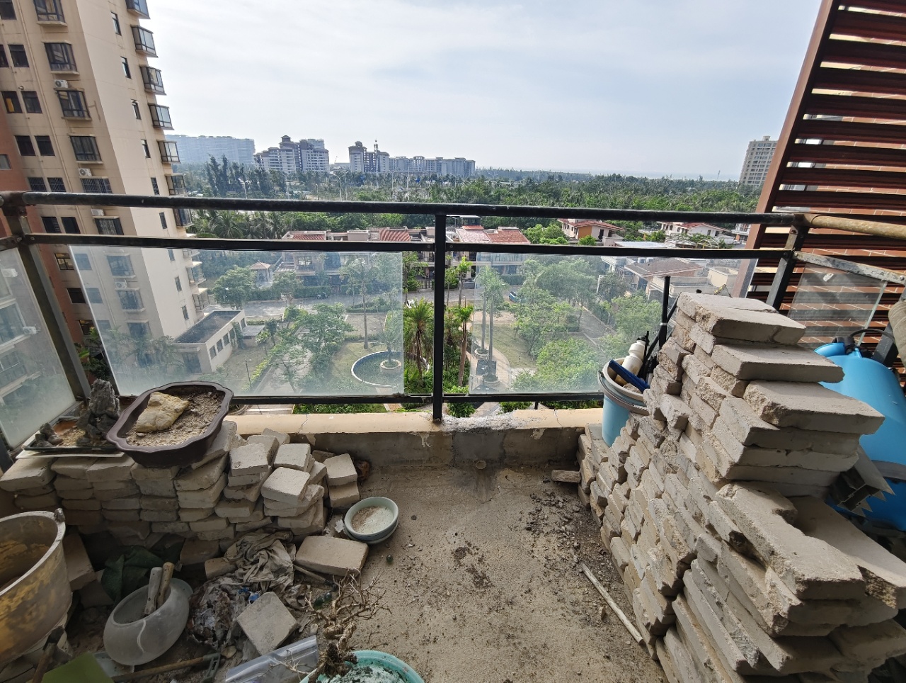 西海瑞园 1室1厅1卫 76.0万 西海瑞园 1室1厅1卫 76.0万室内图