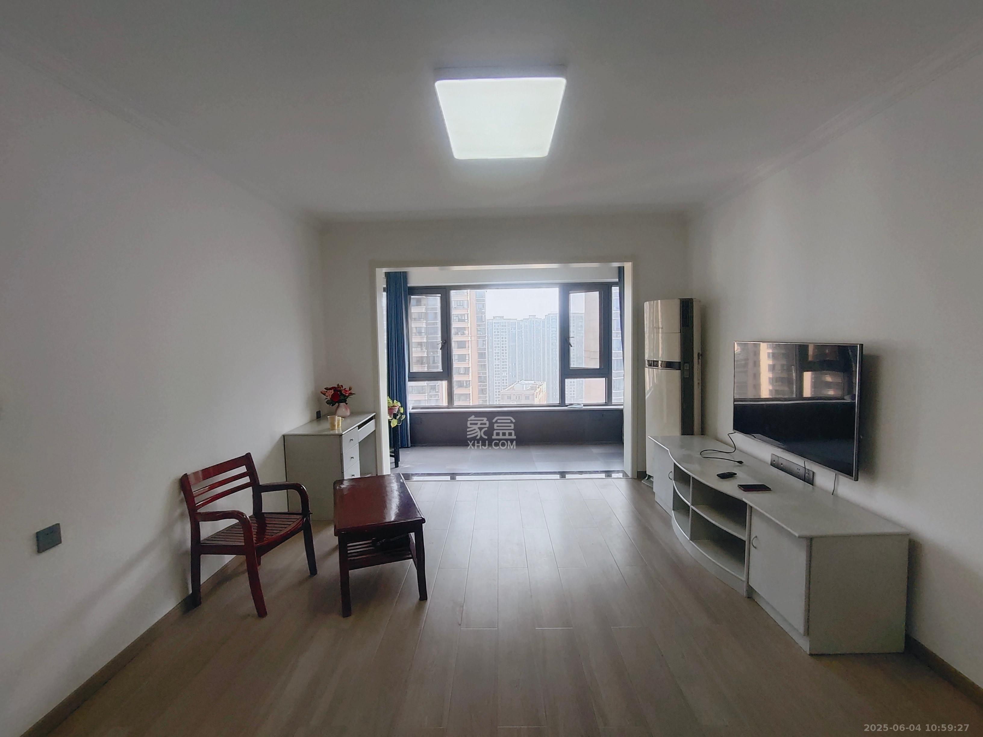 新新花园 3室2厅2卫 2800.0元/月 新新花园 3室2厅2卫 2800.0元/月室内图