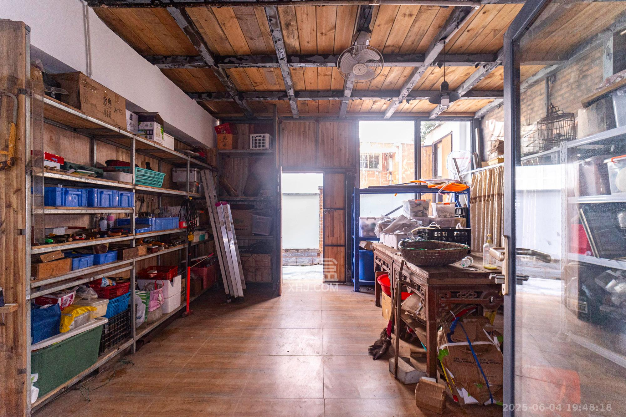 山水芙蓉国际新城  5室2厅2卫    688.0万 山水芙蓉国际新城  5室2厅2卫    688.0万其他