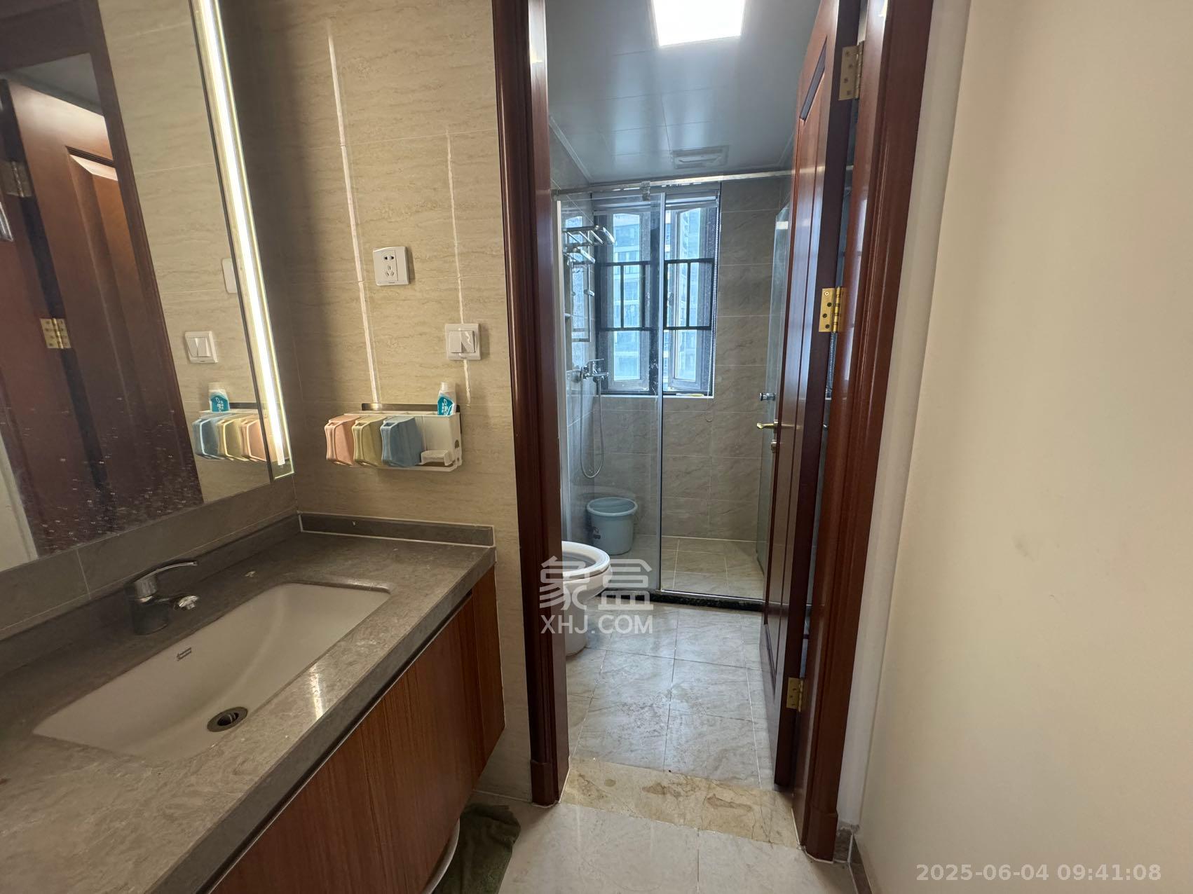 恒大书香门第  3室2厅2卫    2000.0元/月 恒大书香门第  3室2厅2卫    2000.0元/月室内图