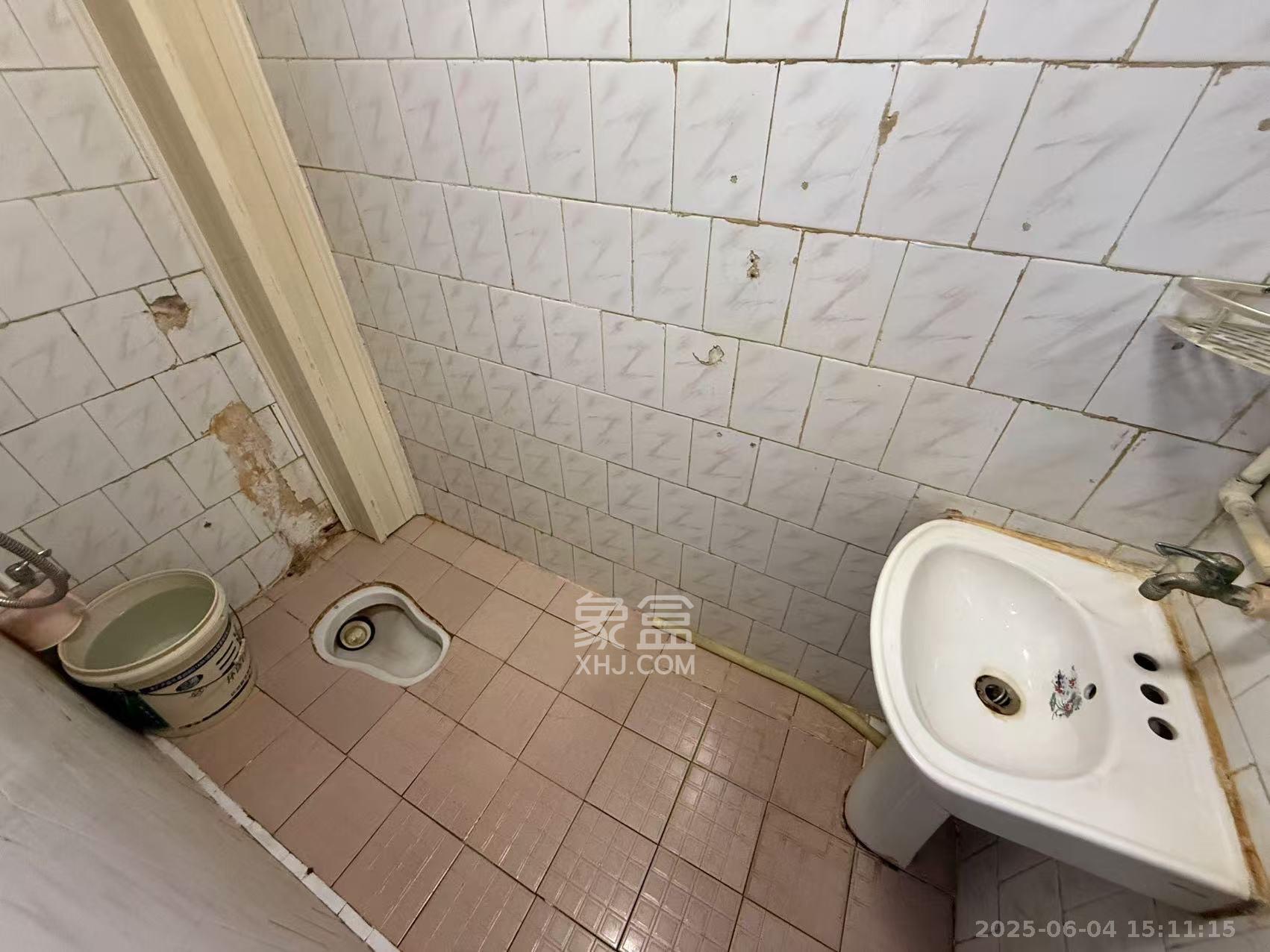 活元桥小区  2室1厅1卫   1800.00元/月室内图