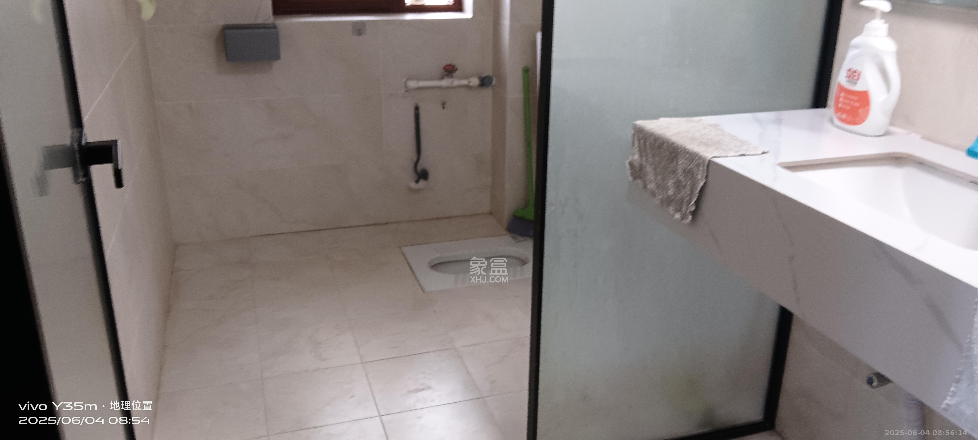 振湘小区  3室2厅1卫    2450.0元/月 振湘小区  3室2厅1卫    2450.0元/月室内图