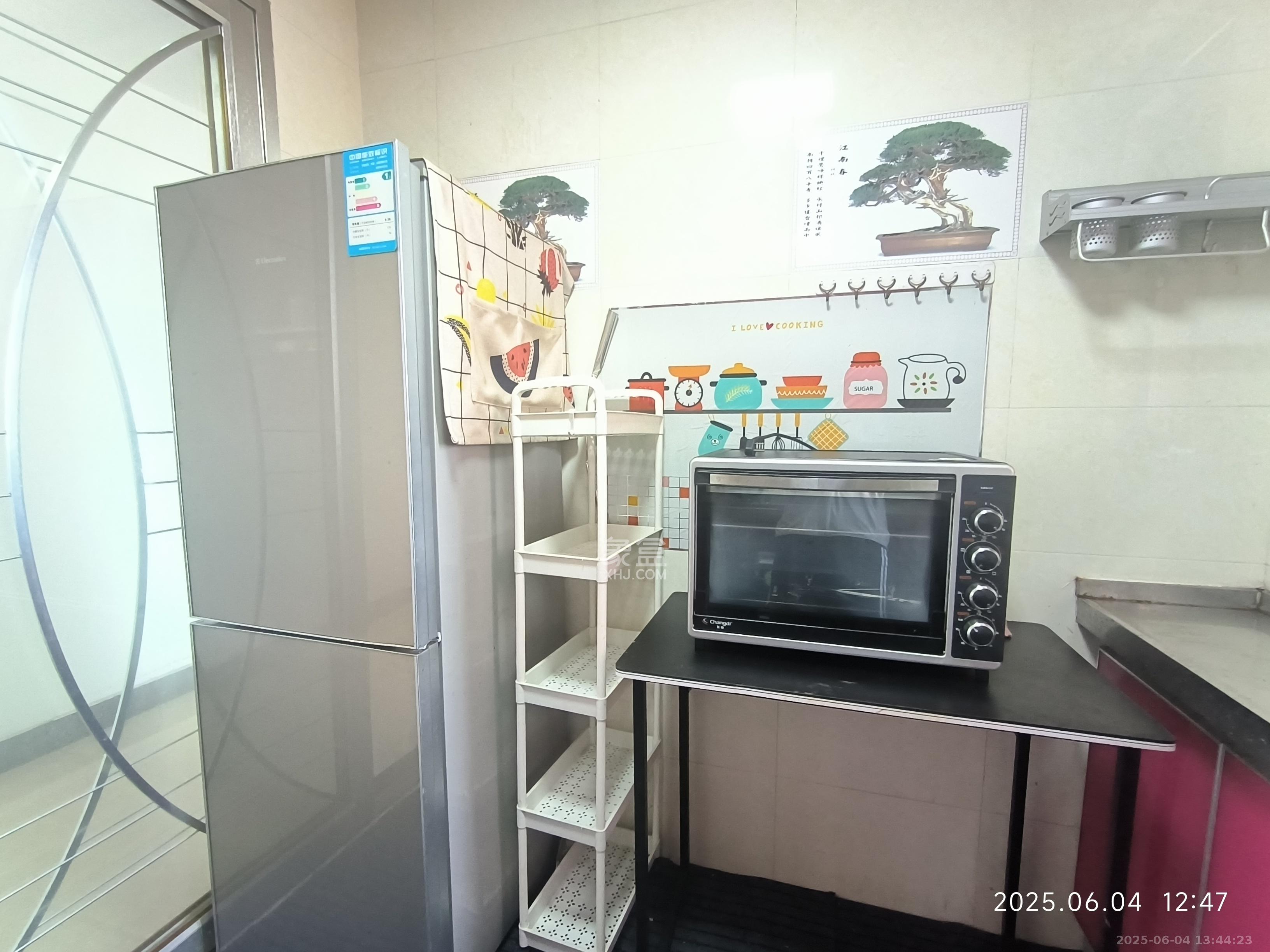 华润凤凰城二期  2室2厅1卫   2000.00元/月室内图