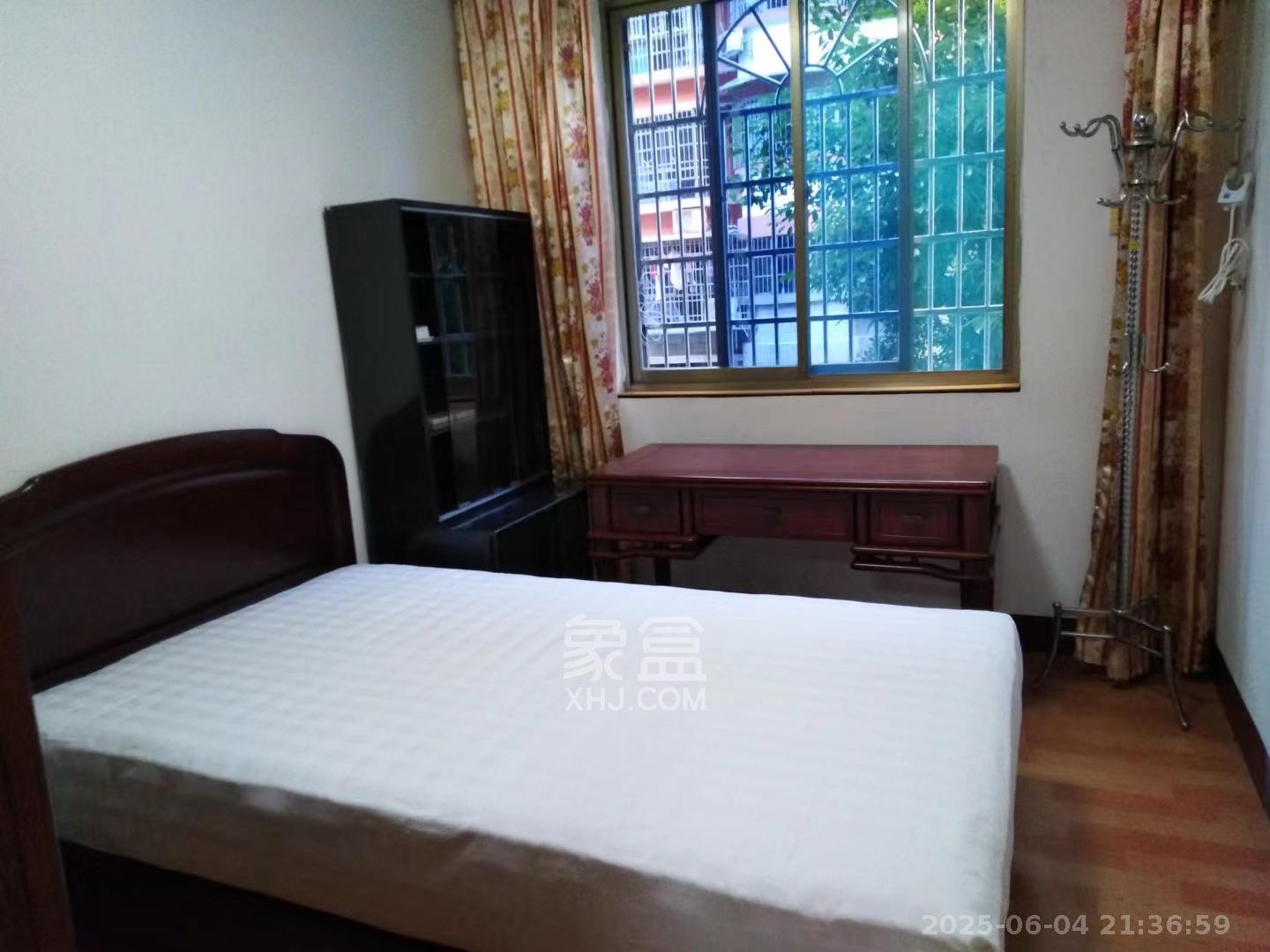 阳明山庄  3室2厅2卫    1700.0元/月 阳明山庄  3室2厅2卫    1700.0元/月室内图