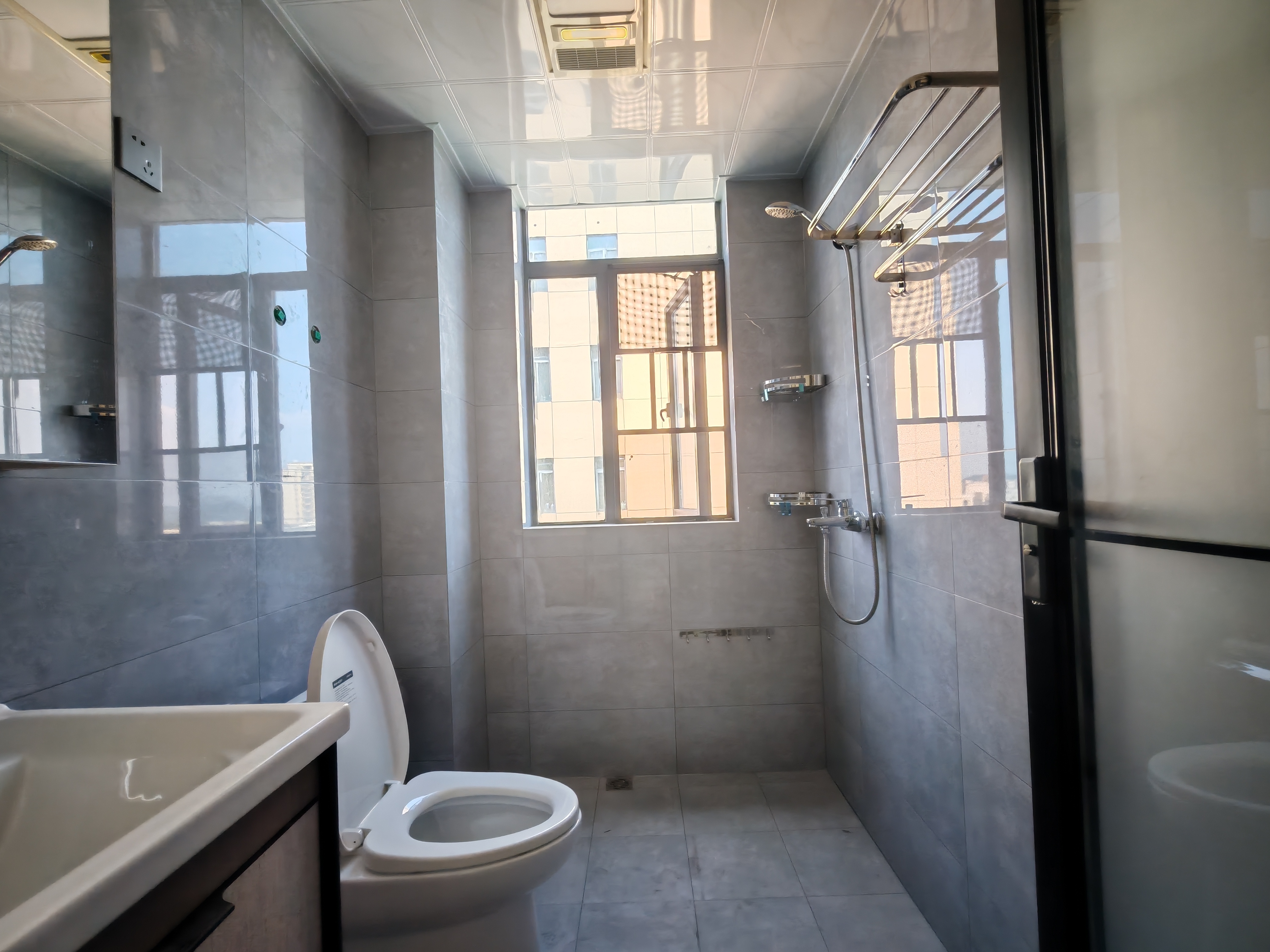 百弘学府城 3室2厅2卫 79.8万 百弘学府城 3室2厅2卫 79.8万客厅