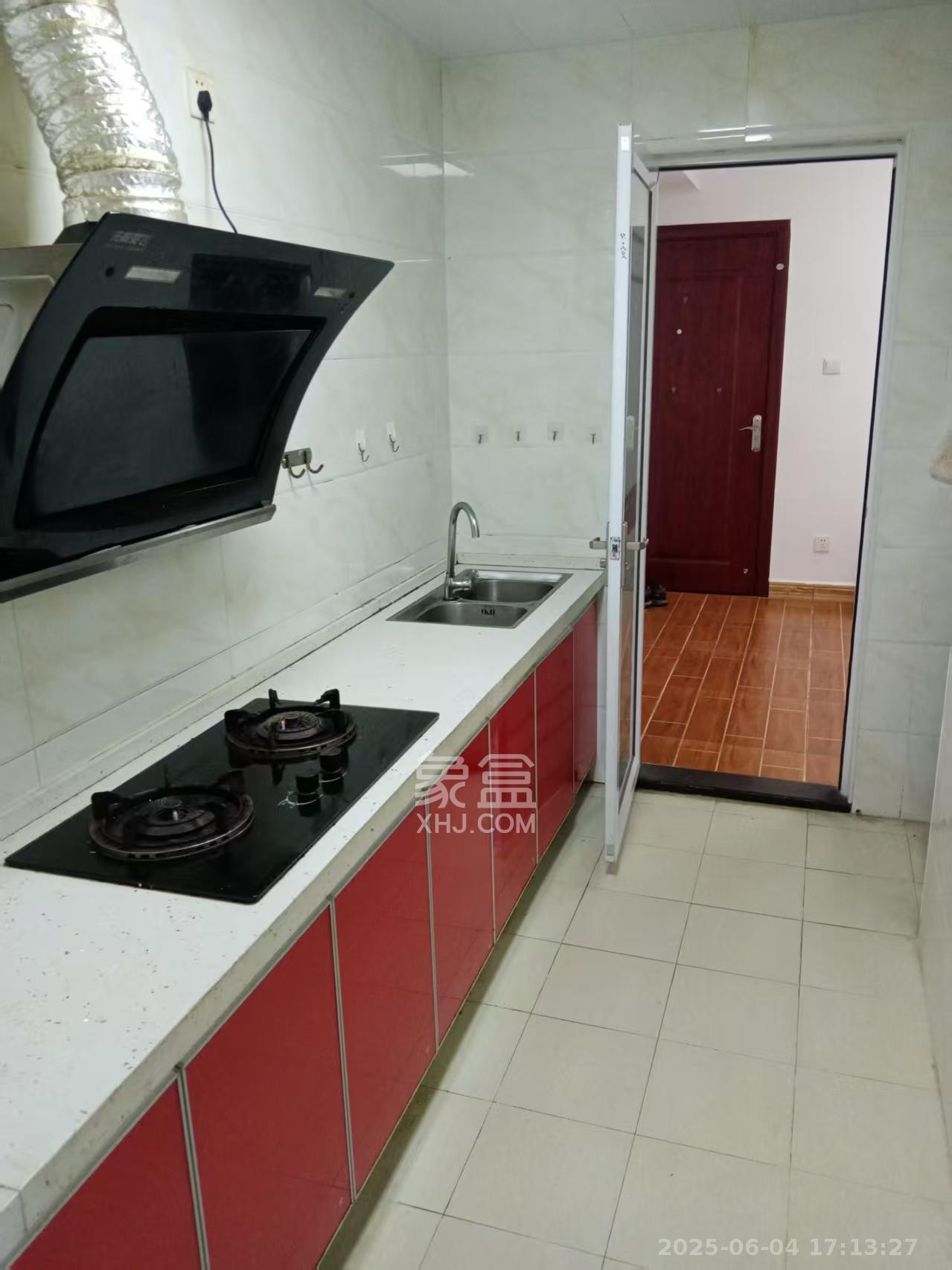 佳兆业云顶梅溪湖（佳兆业梅溪荟）  1室2厅1卫   1700.00元/月室内图