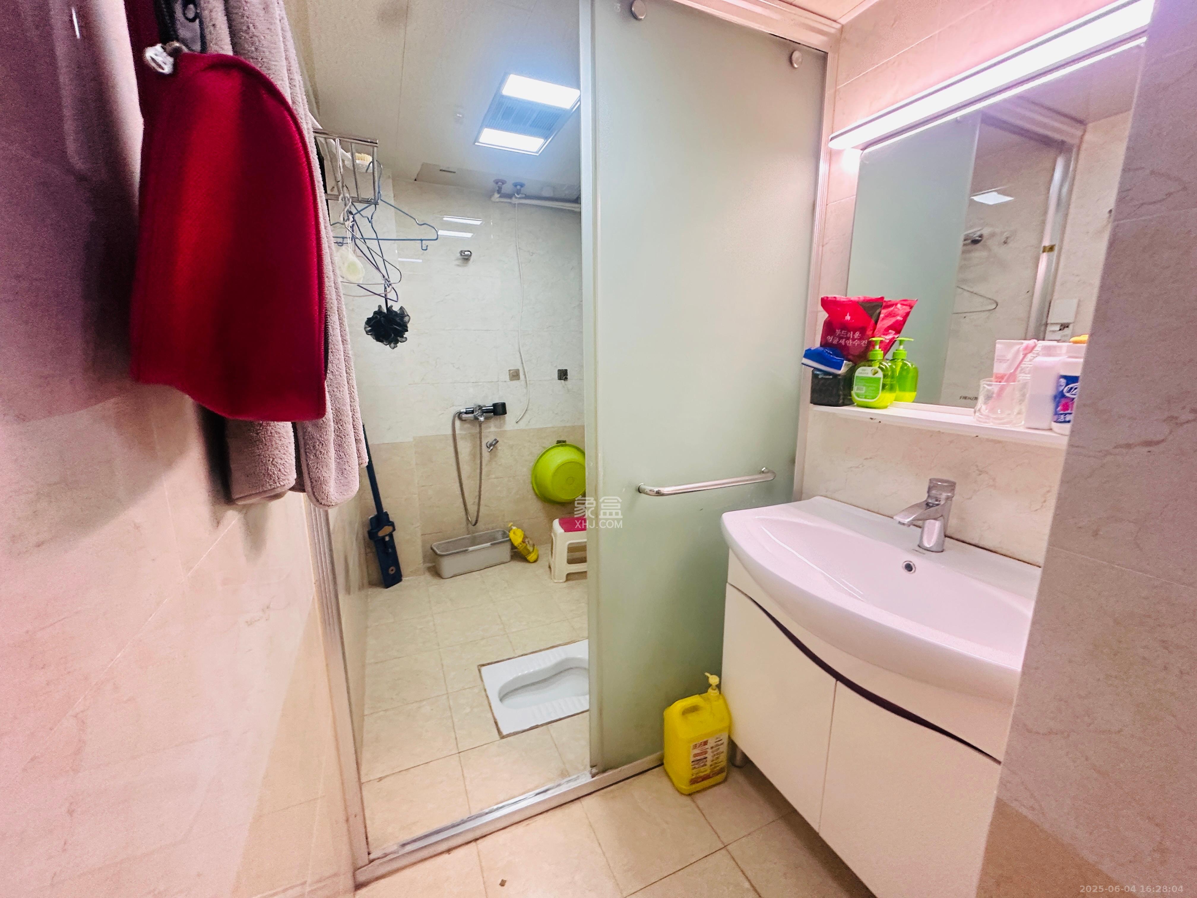 文景领秀 3室1厅1卫 2200.0元/月 文景领秀 3室1厅1卫 2200.0元/月室内图