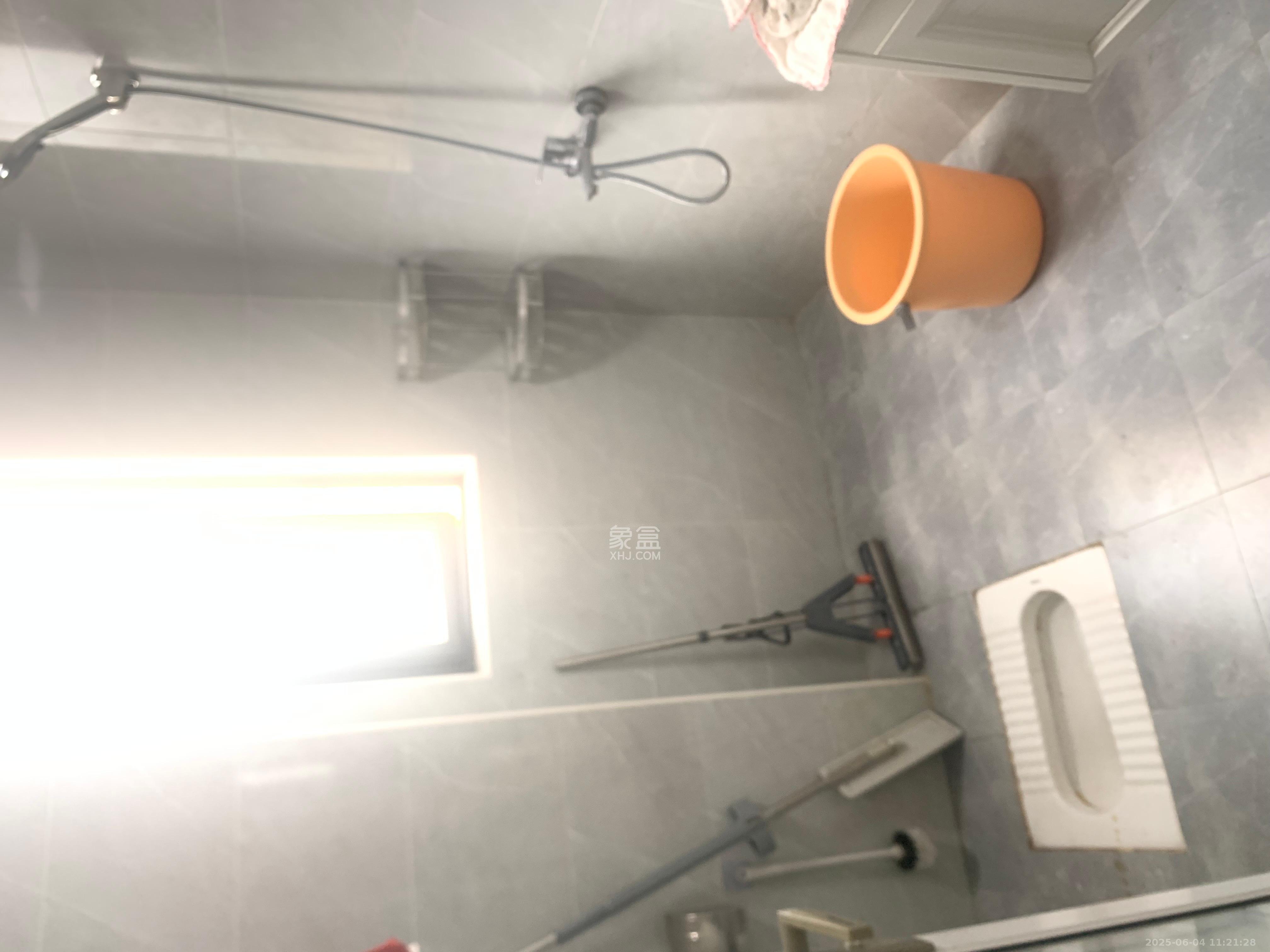 梅溪盛荟  3室2厅2卫   2600.00元/月室内图