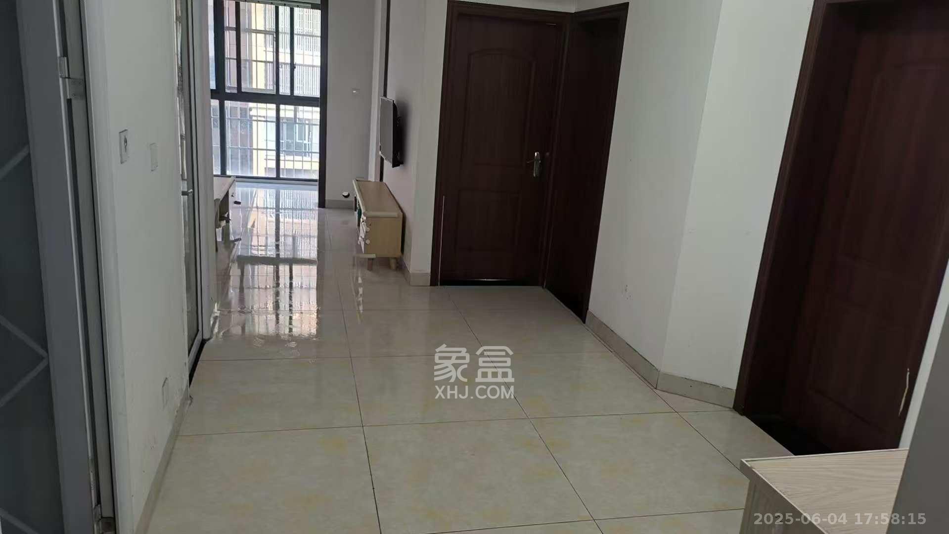 鑫天格林香山 2室2厅1卫 1500.0元/月 鑫天格林香山 2室2厅1卫 1500.0元/月室内图