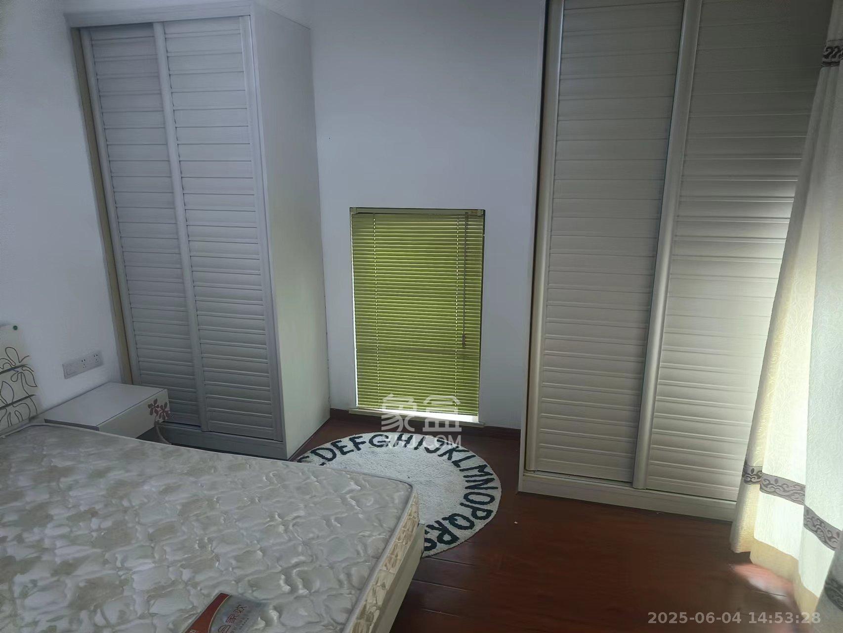 郡原居里 3室2厅1卫 2200.0元/月 郡原居里 3室2厅1卫 2200.0元/月室内图