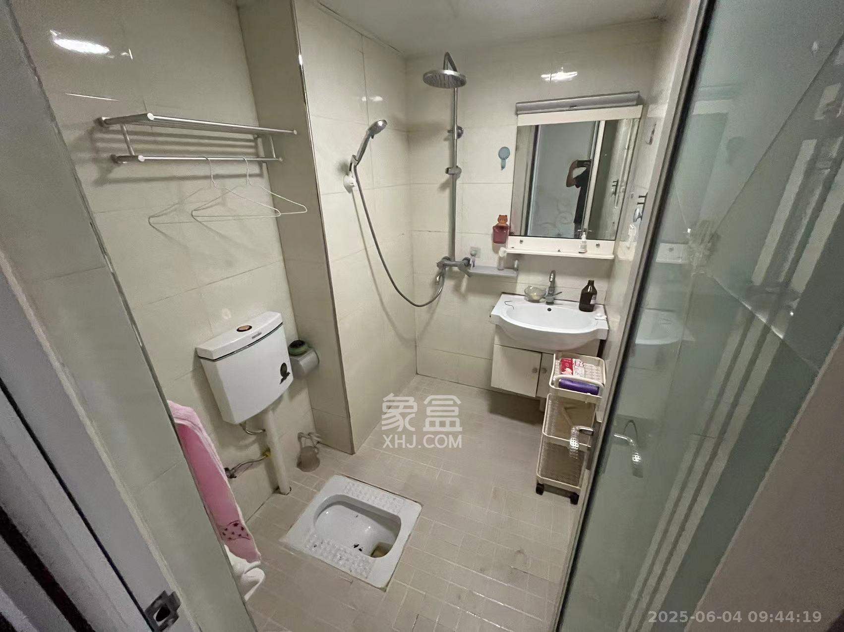 铂宫  1室1厅1卫   1600.00元/月室内图