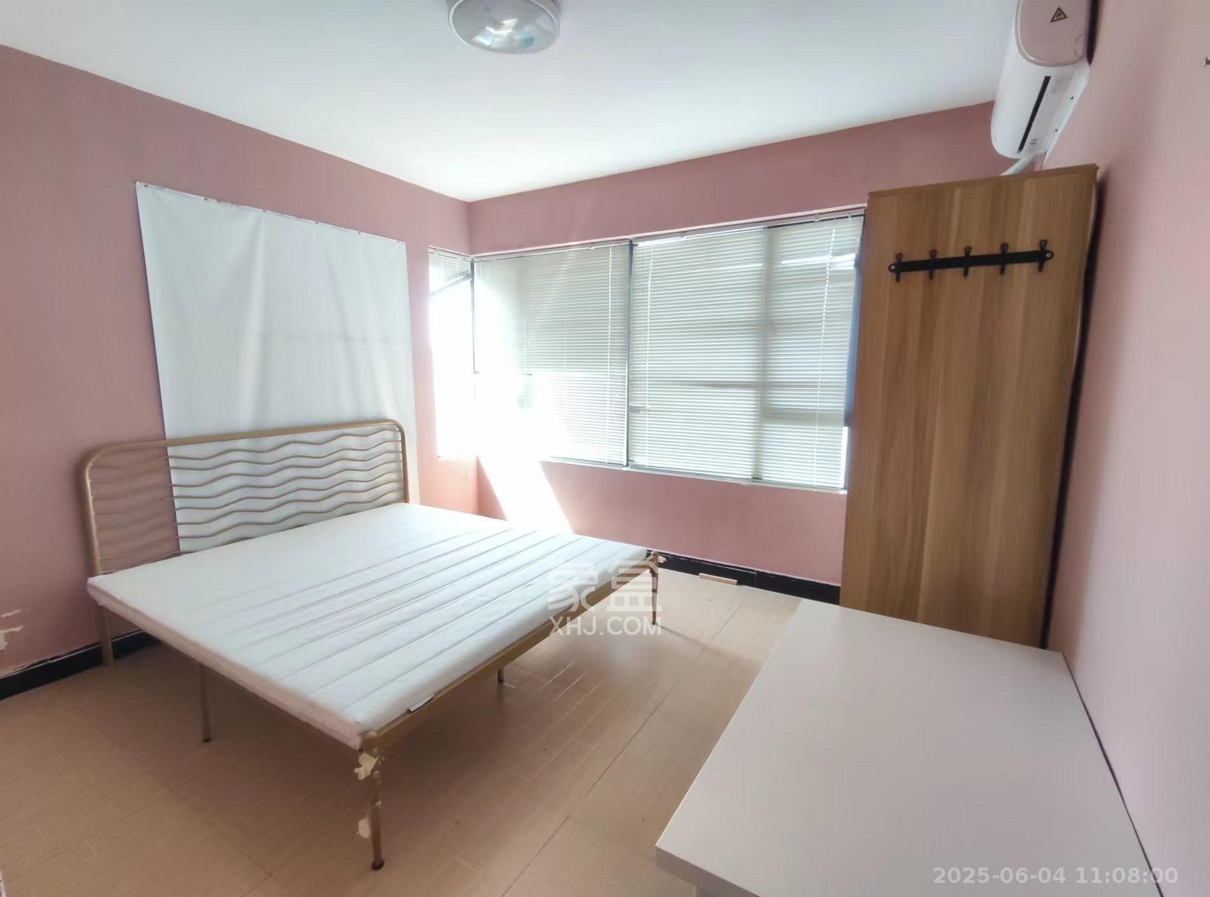 西城龙庭 4室2厅1卫 2800.0元/月 西城龙庭 4室2厅1卫 2800.0元/月室内图