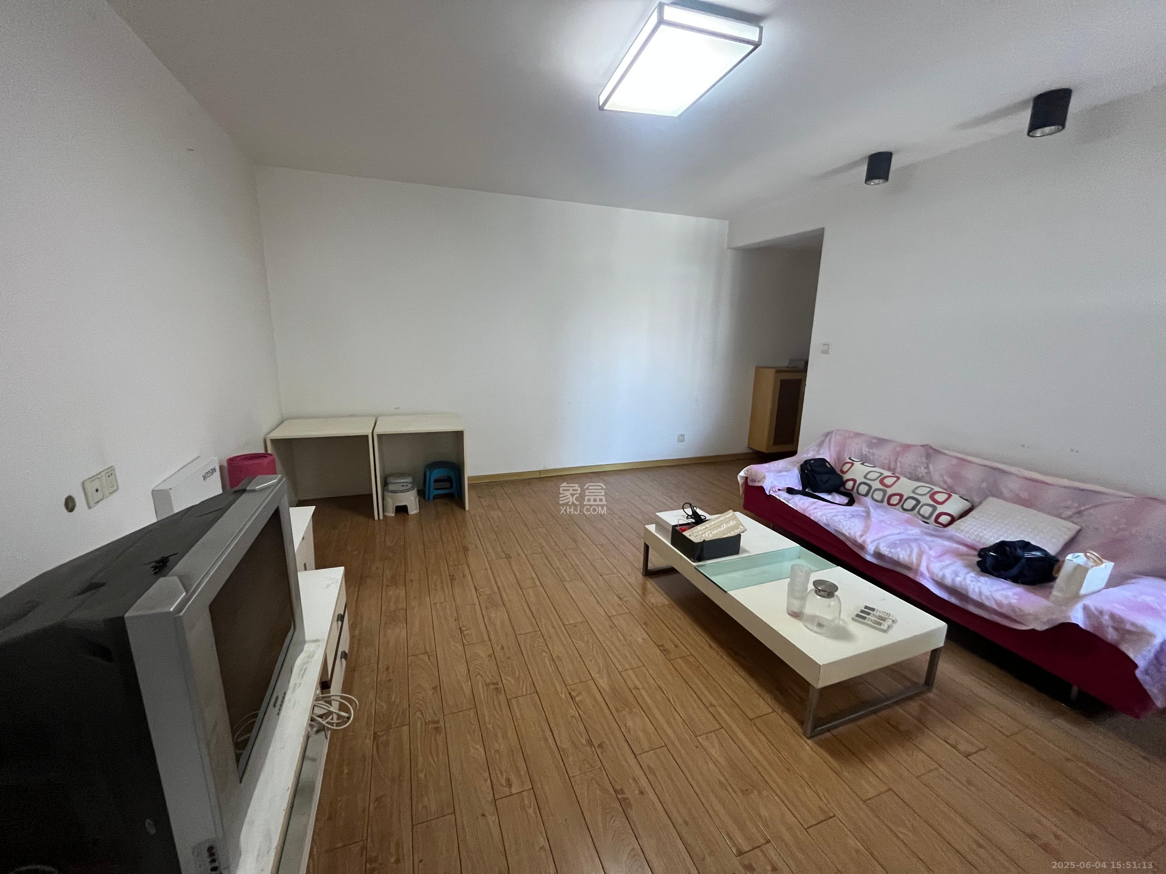 华韵07 2室2厅1卫 2000.0元/月 华韵07 2室2厅1卫 2000.0元/月室内图