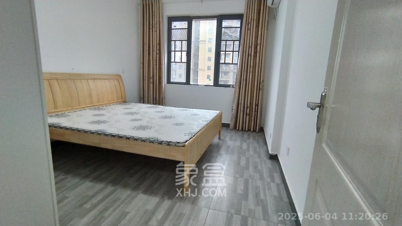 澳海月亮湾  3室2厅1卫   1800.00元/月室内图