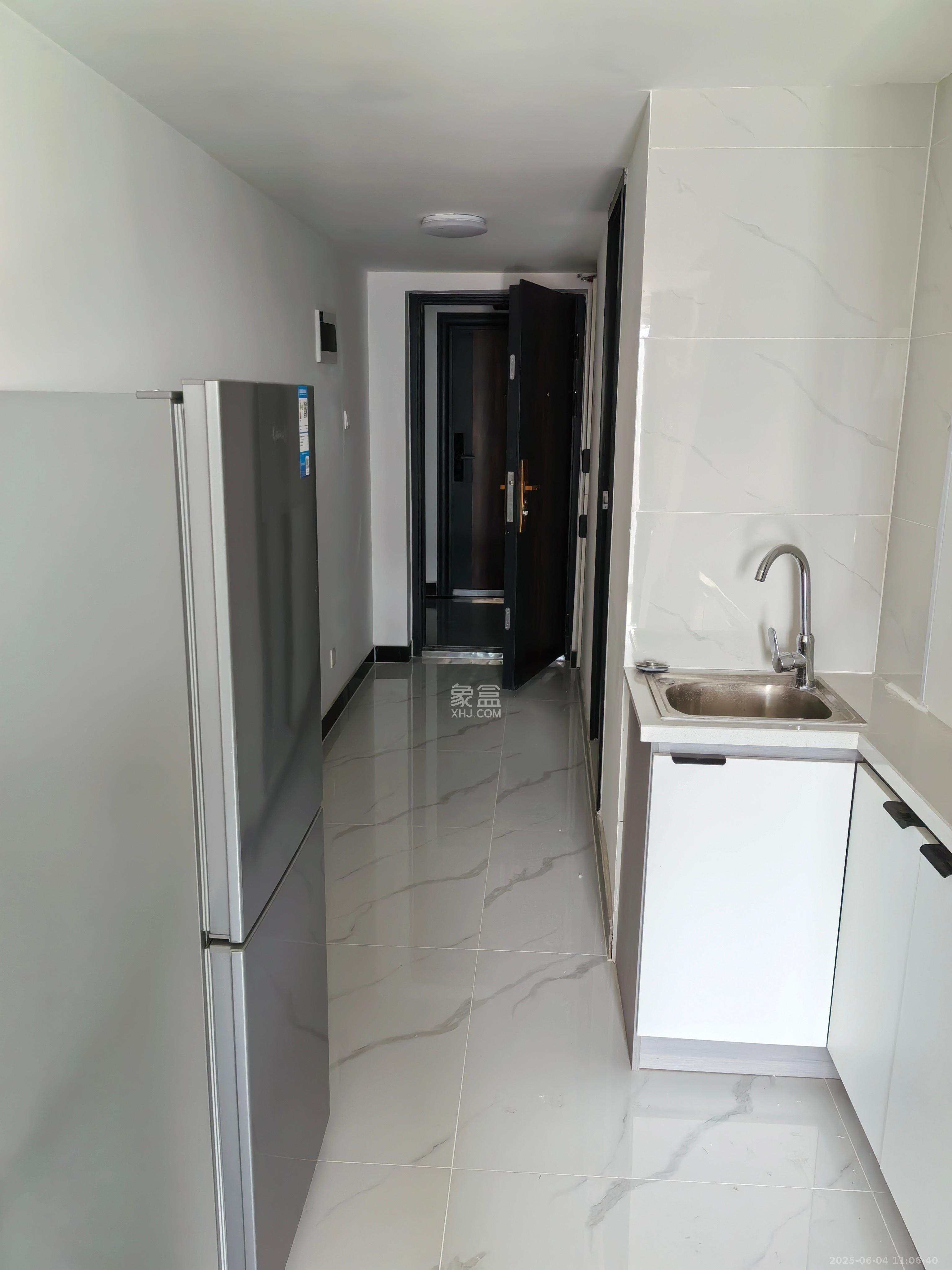 新长海尚都国际(海坤美寓) 2室1厅1卫 2000.0元/月 新长海尚都国际(海坤美寓) 2室1厅1卫 2000.0元/月室内图