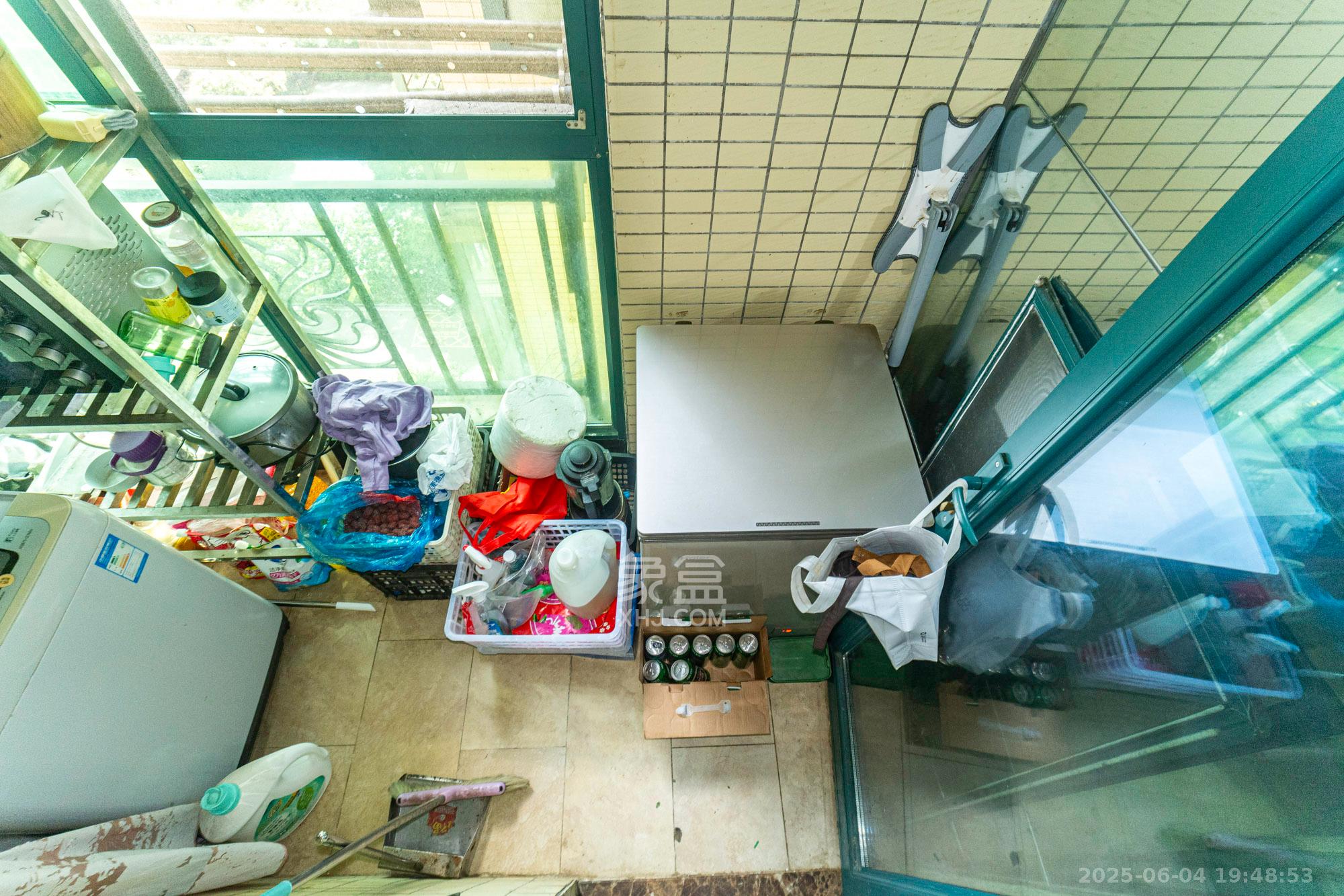 恒大翡翠华庭  3室2厅1卫    79.8万 恒大翡翠华庭  3室2厅1卫    79.8万阳台