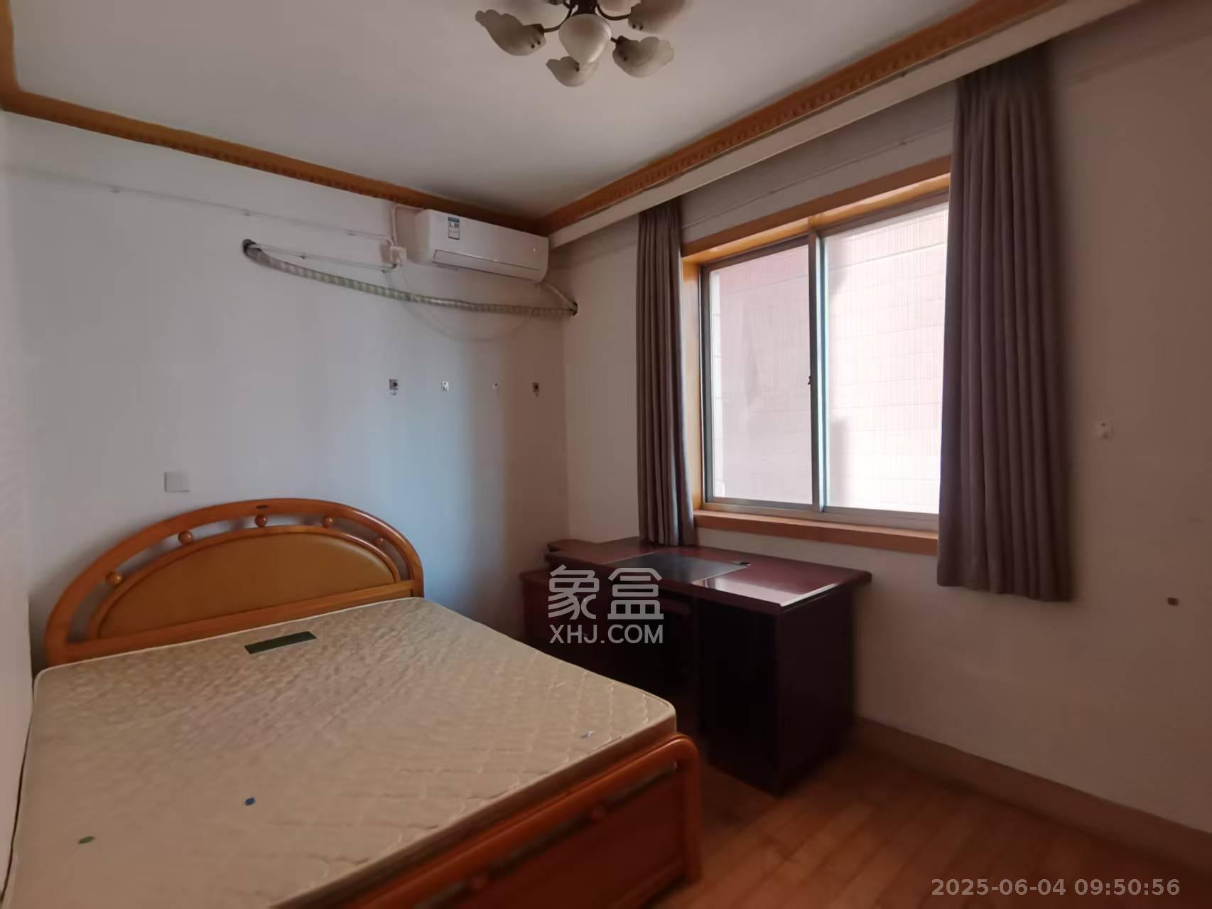 交通厅宿舍 3室2厅1卫 2900.0元/月 交通厅宿舍 3室2厅1卫 2900.0元/月室内图