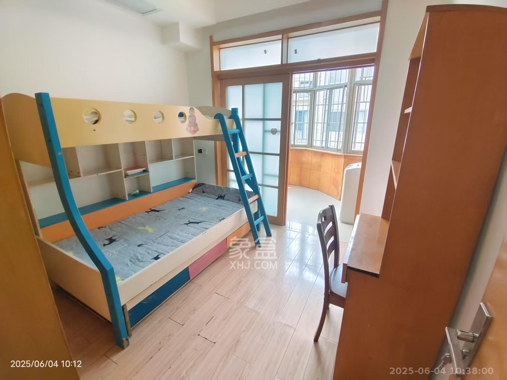 公安厅机关二院宿舍  3室2厅1卫    2000.0元/月室内图