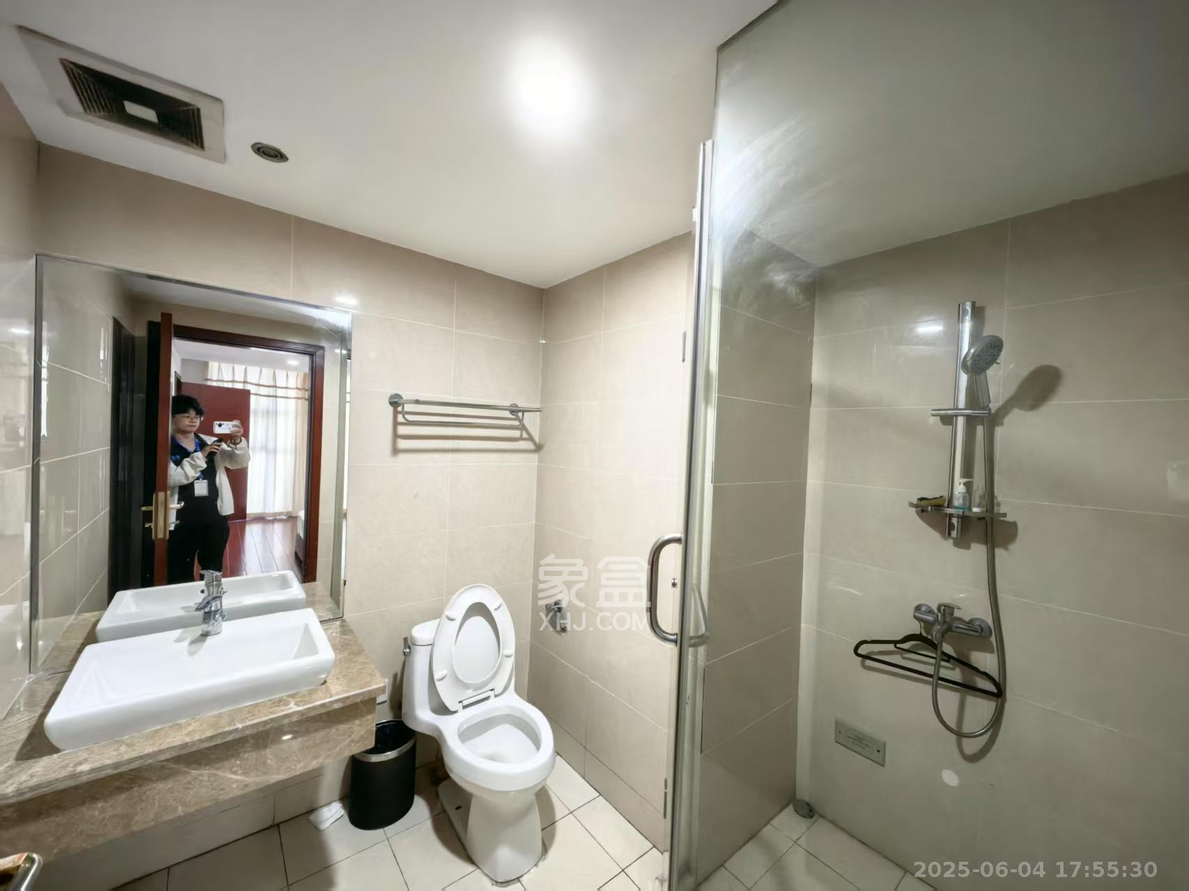 兴威帕克水岸 1室0厅1卫 5000.0元/月 兴威帕克水岸 1室0厅1卫 5000.0元/月室内图