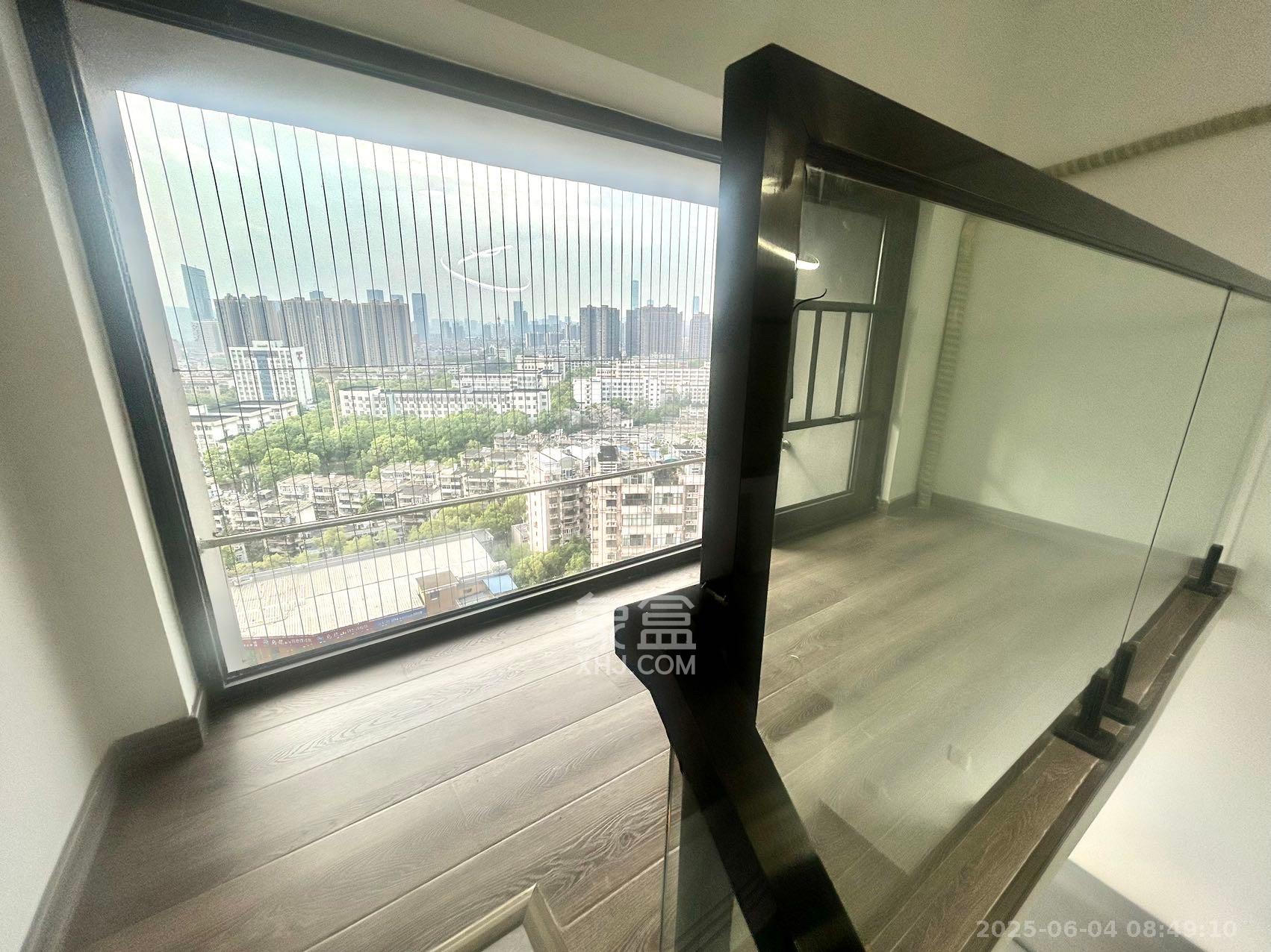 力高凤凰新天 1室0厅0卫 1900.0元/月 力高凤凰新天 1室0厅0卫 1900.0元/月室内图