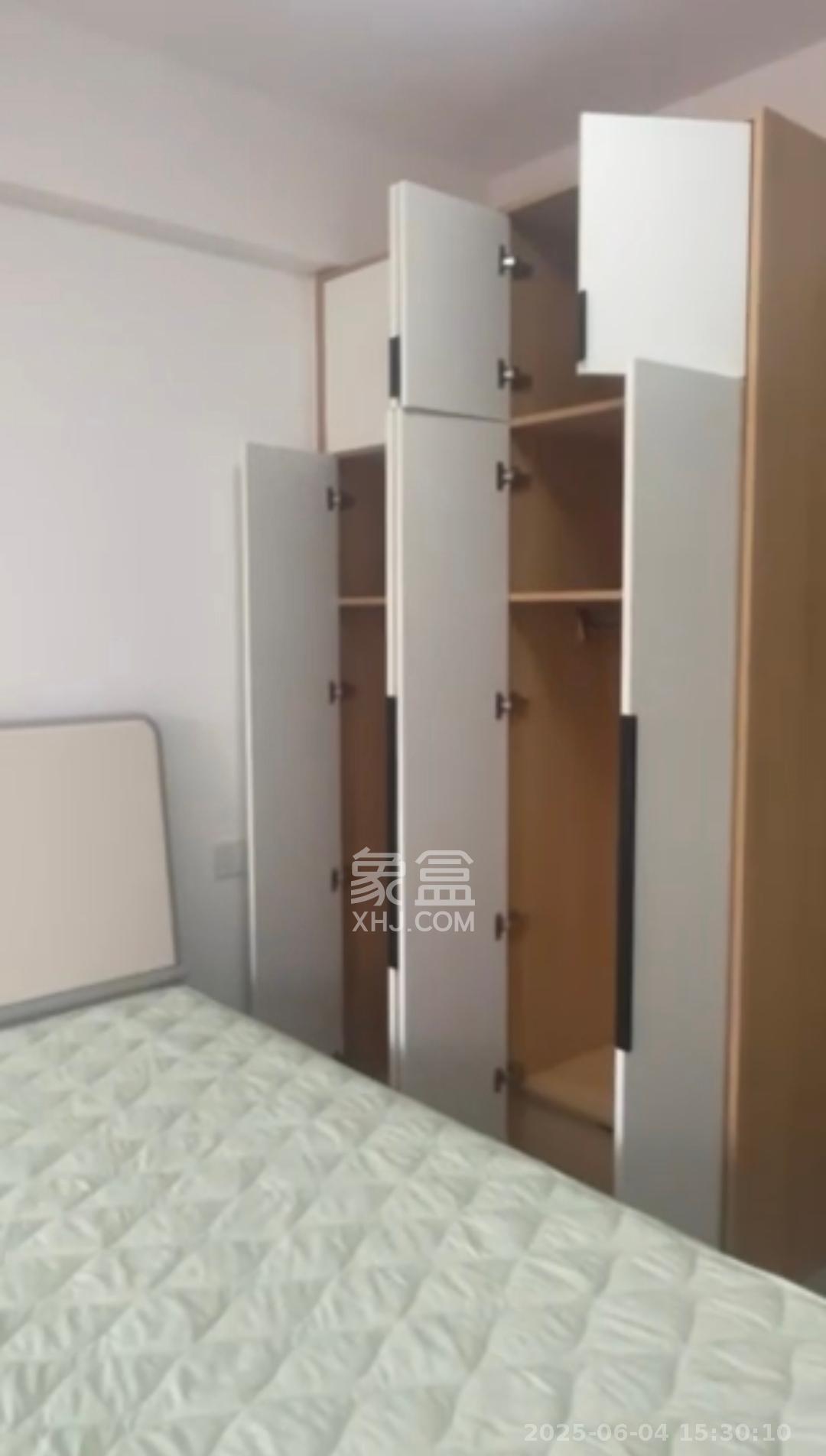 中建芙蓉工社  1室0厅0卫   1300.00元/月室内图
