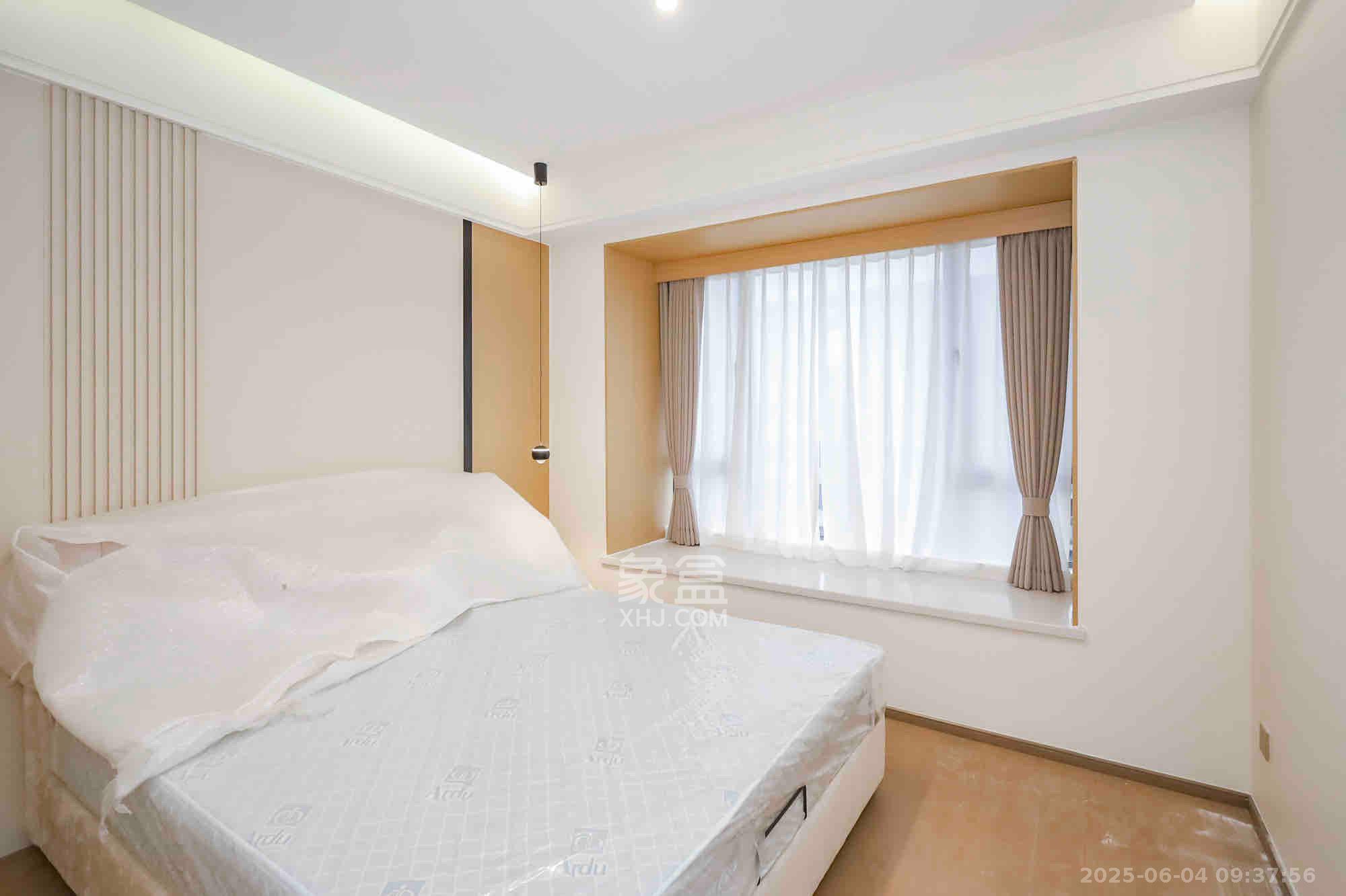 复地滨江金融中心  4室2厅1卫    7000.0元/月 复地滨江金融中心  4室2厅1卫    7000.0元/月室内图