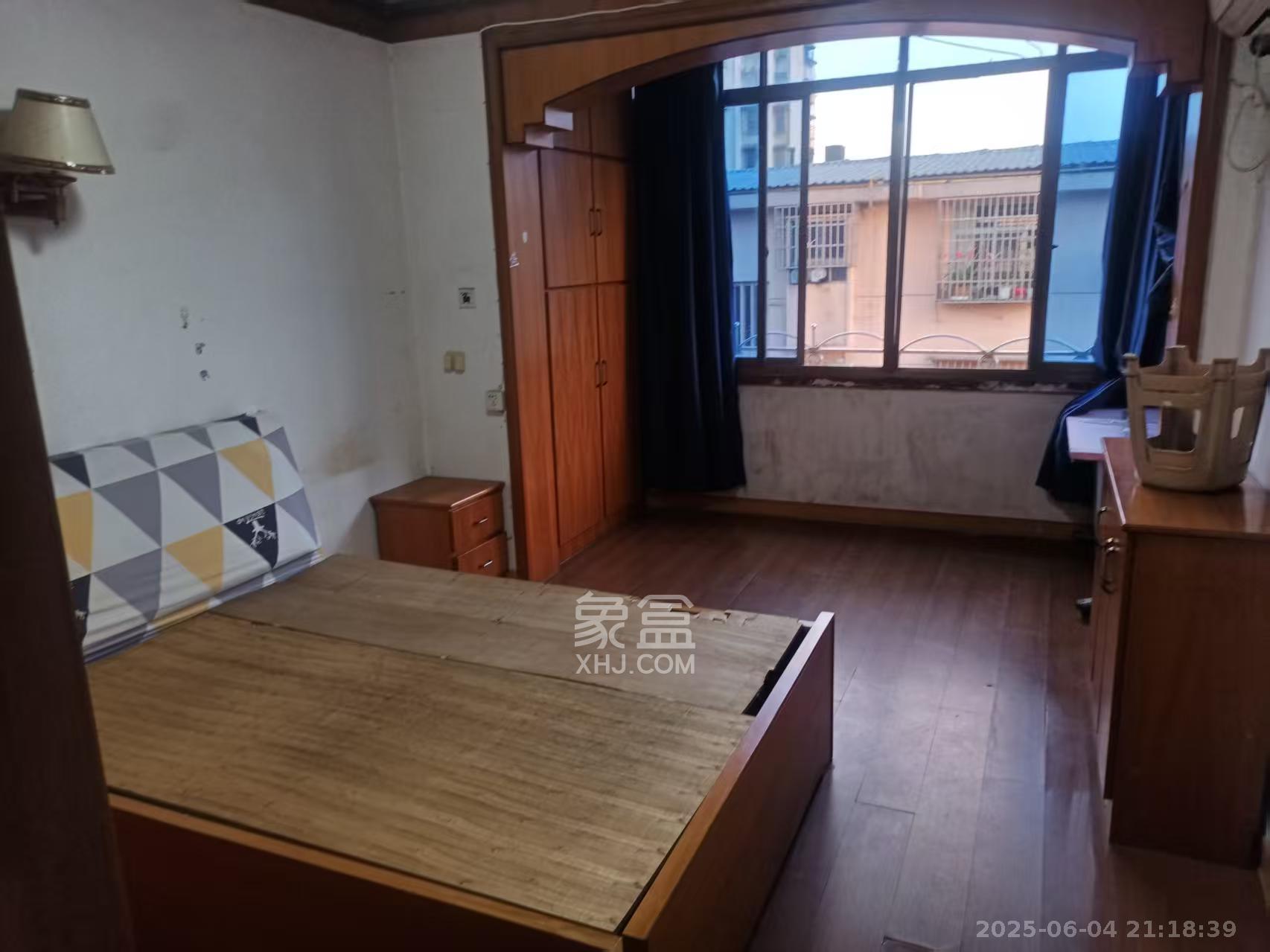 杏花园小区 2室1厅1卫 1100.0元/月 杏花园小区 2室1厅1卫 1100.0元/月室内图