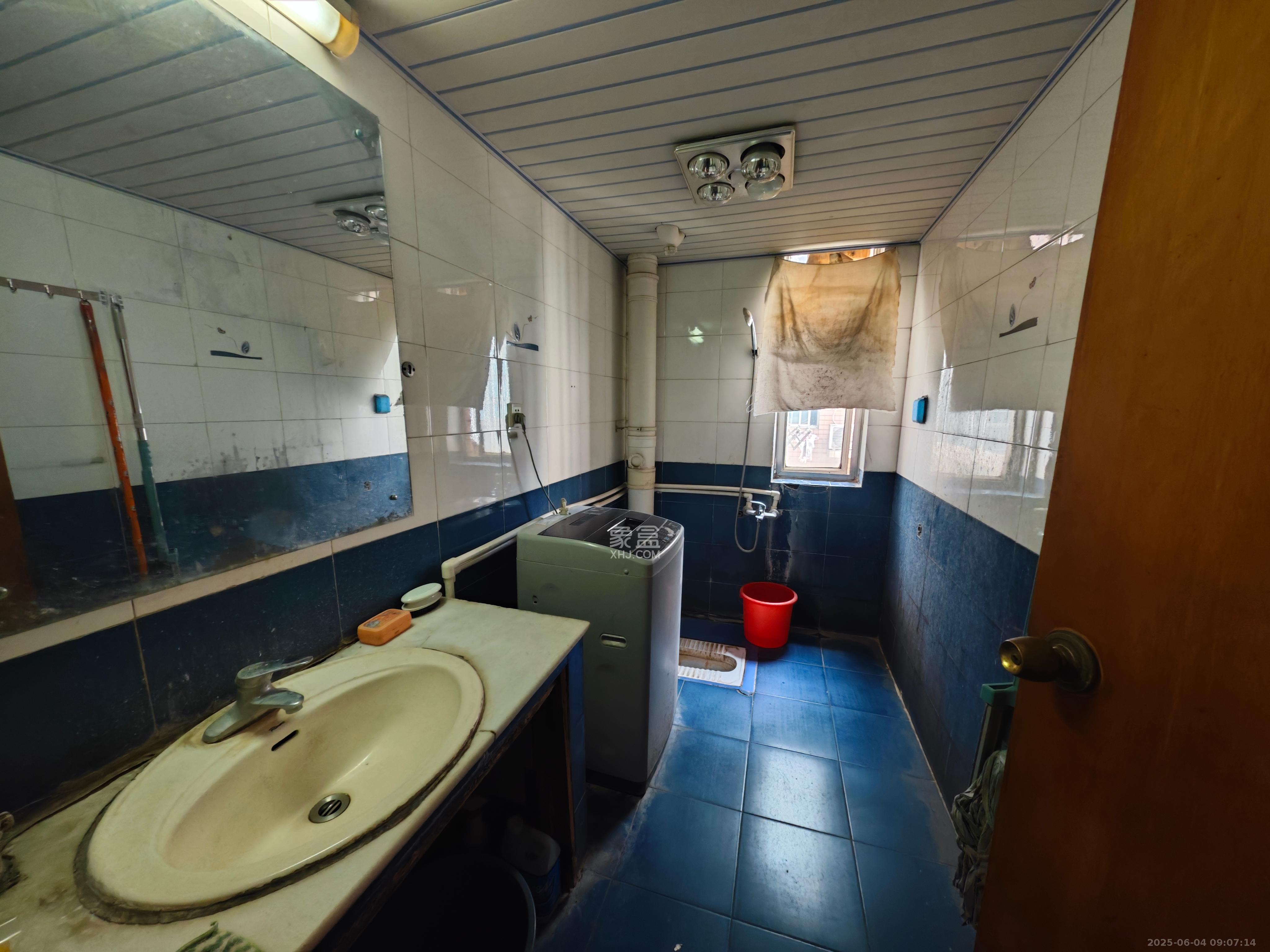 省气象局宿舍 3室2厅1卫 2500.0元/月 省气象局宿舍 3室2厅1卫 2500.0元/月室内图