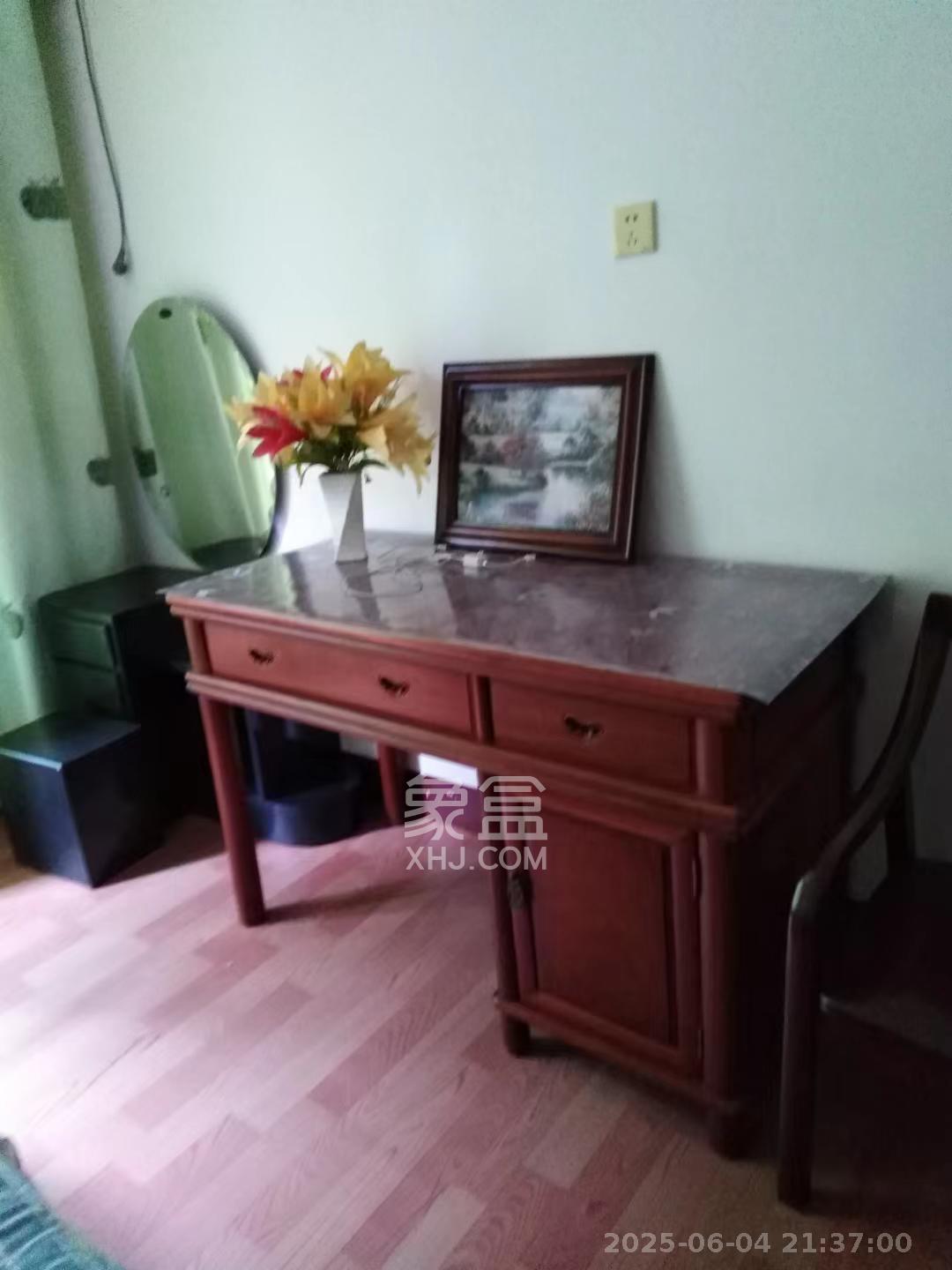 阳明山庄  3室2厅2卫    1700.0元/月 阳明山庄  3室2厅2卫    1700.0元/月室内图