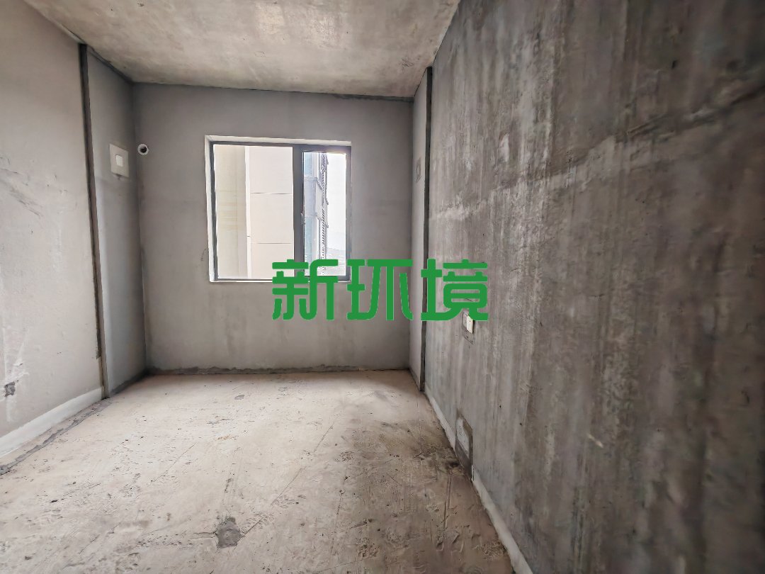 中建凤栖台 4室2厅2卫 48.0万 中建凤栖台 4室2厅2卫 48.0万客厅