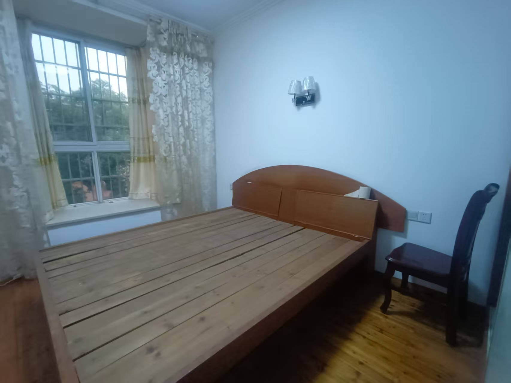 益华小区 3室2厅1卫 900.0元/月 益华小区 3室2厅1卫 900.0元/月室内图