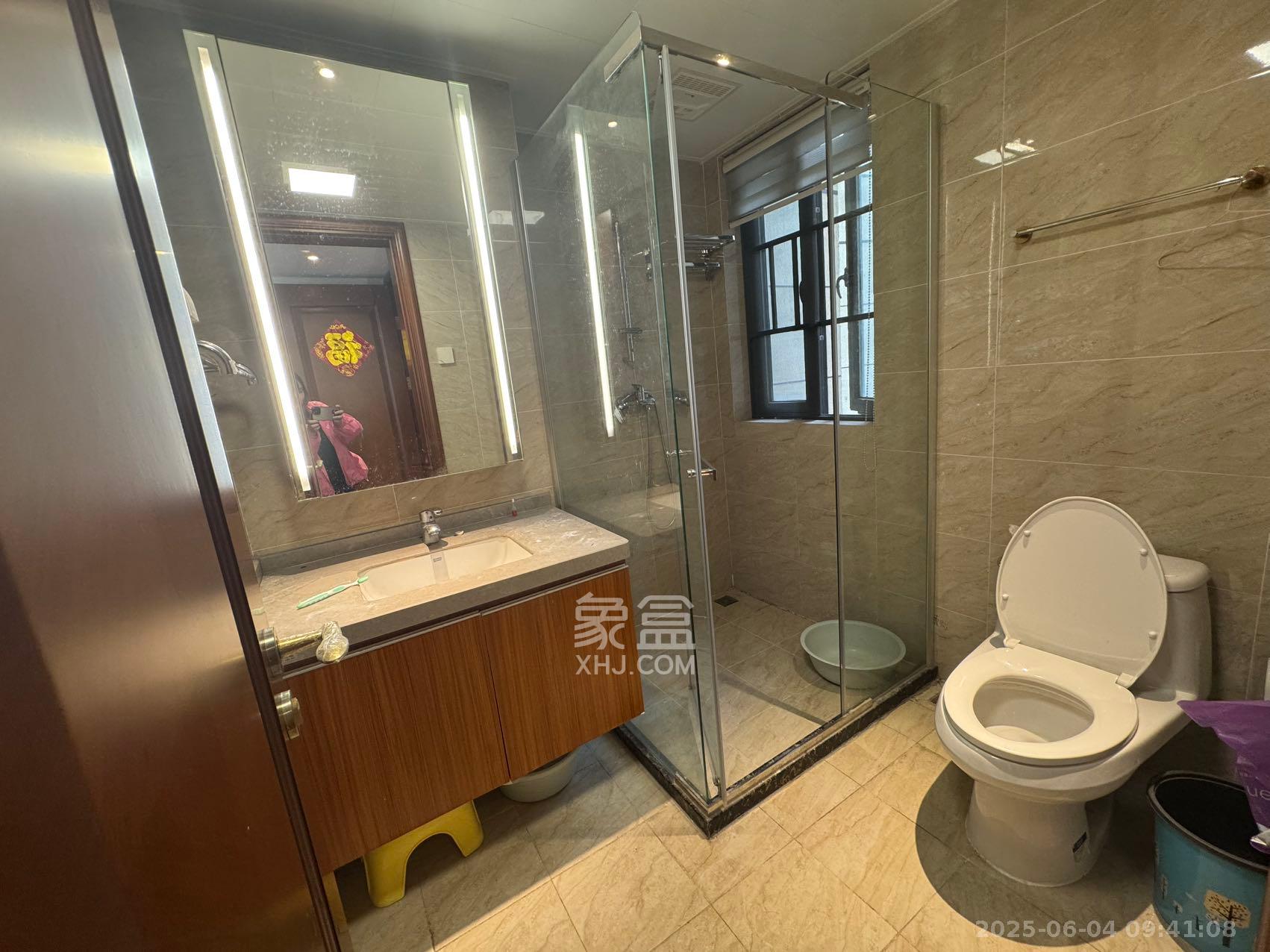 恒大书香门第  3室2厅2卫    2000.0元/月 恒大书香门第  3室2厅2卫    2000.0元/月室内图