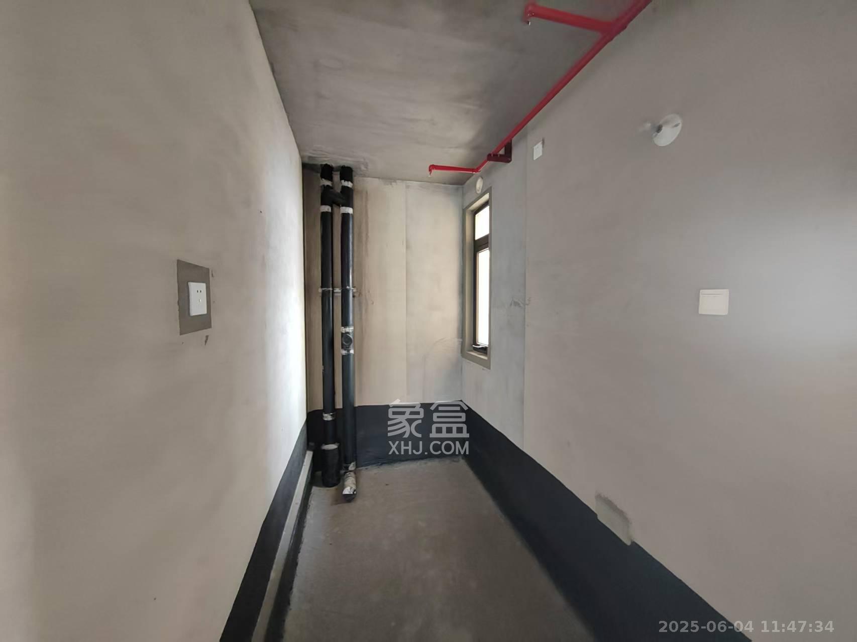 中建江山壹号  4室2厅2卫    8200.0元/月室内图