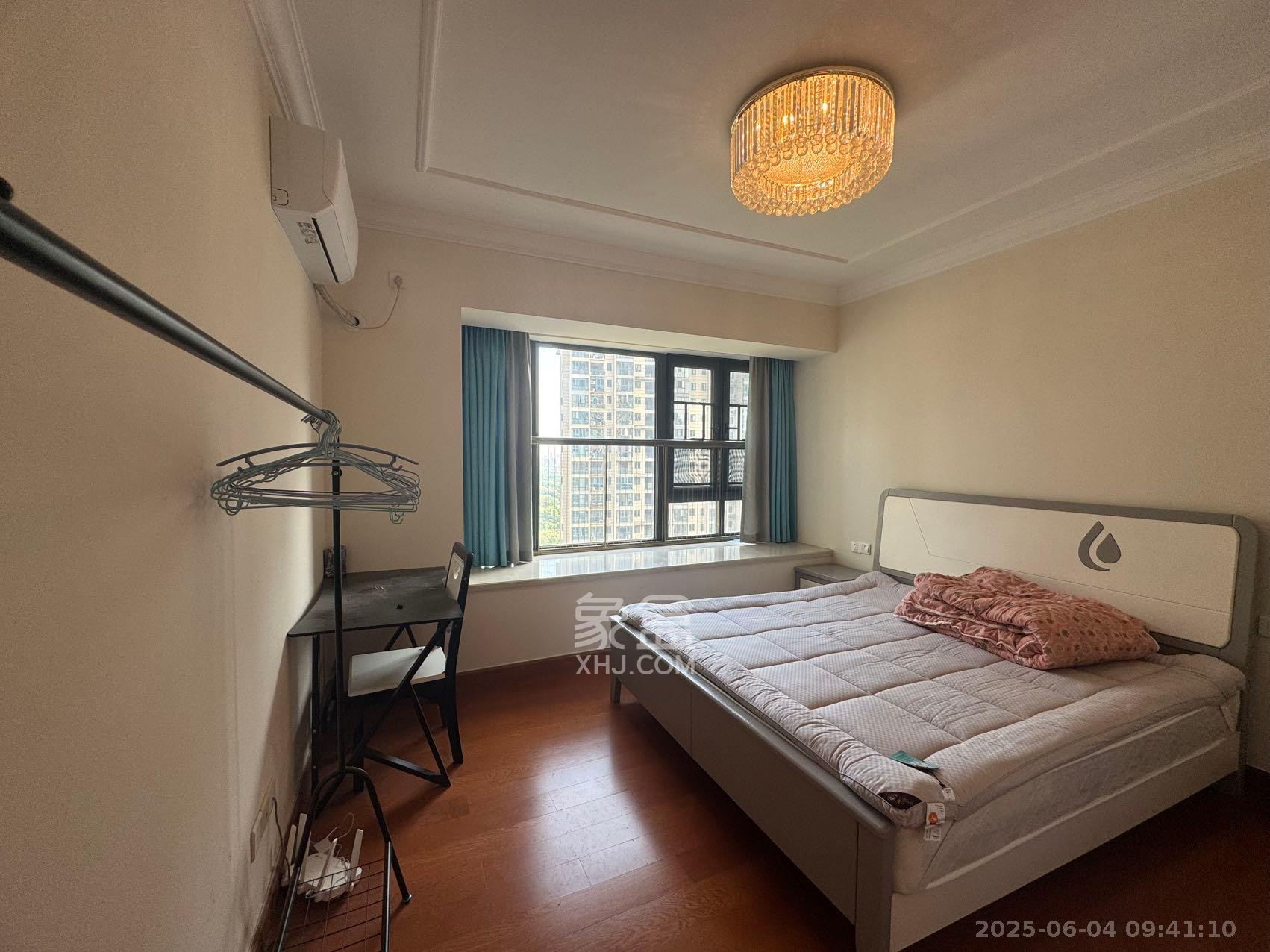 恒大书香门第  3室2厅2卫    2000.0元/月 恒大书香门第  3室2厅2卫    2000.0元/月室内图