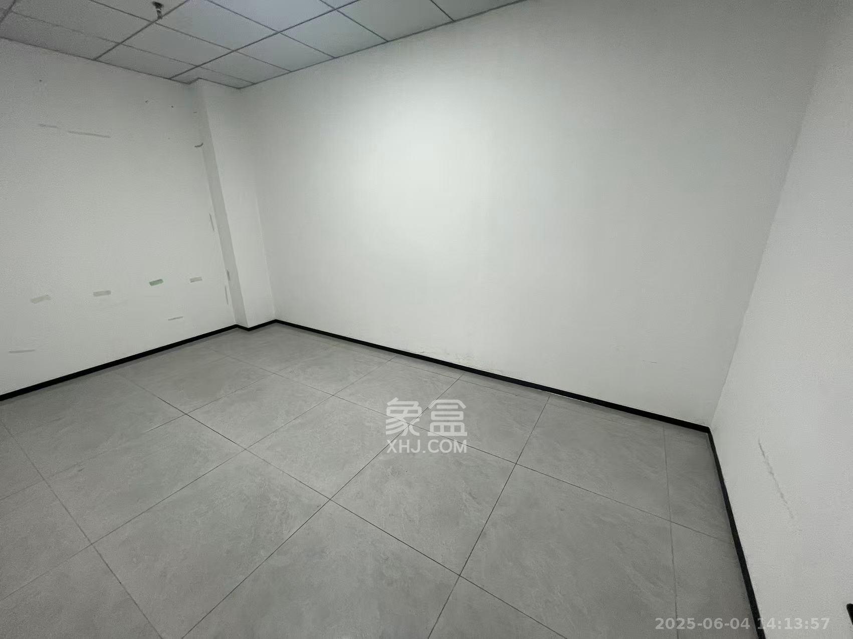 融科东南海   137.0㎡     5200.00元/月室内图