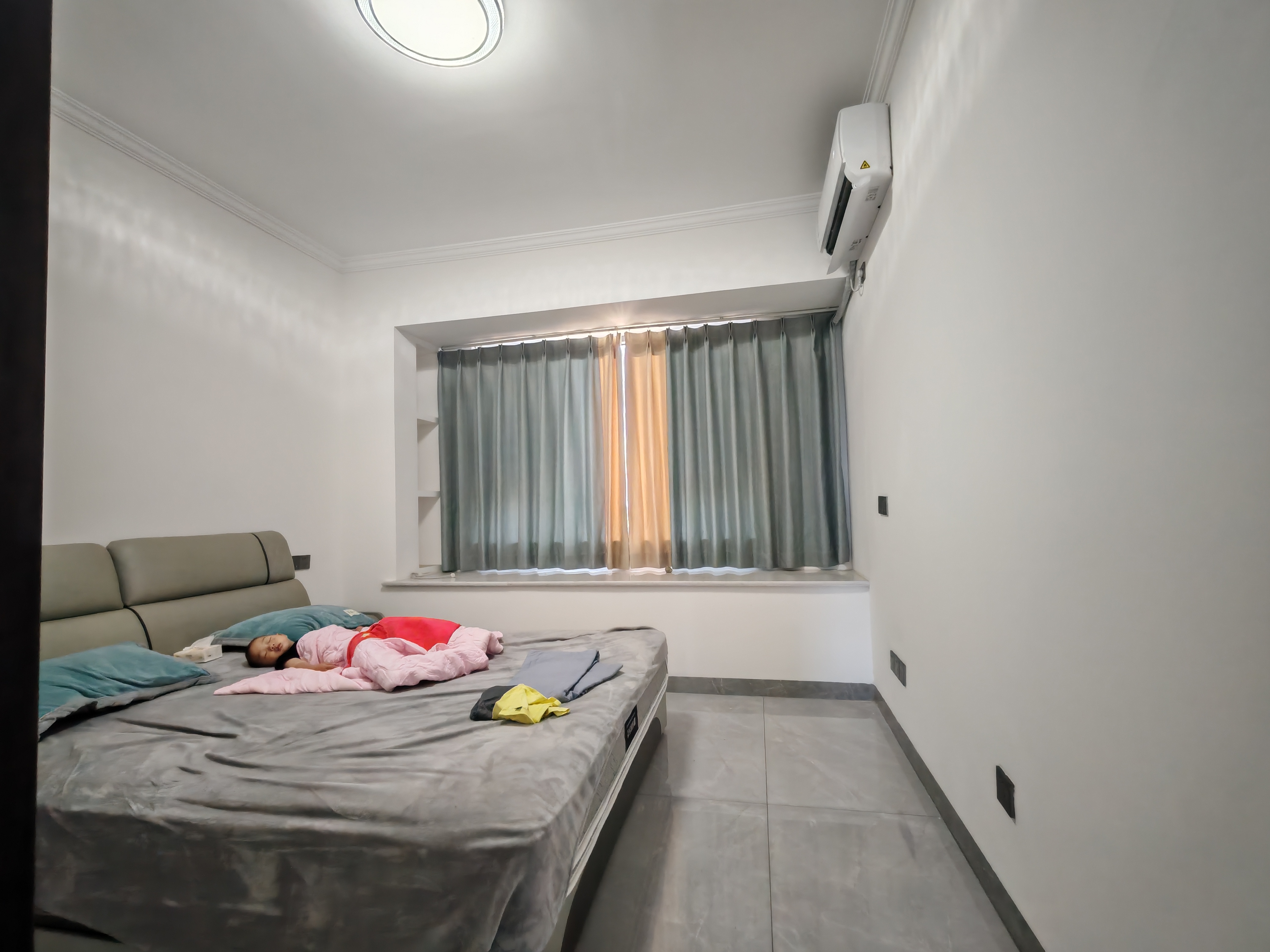 百弘学府城 3室2厅2卫 79.8万 百弘学府城 3室2厅2卫 79.8万客厅