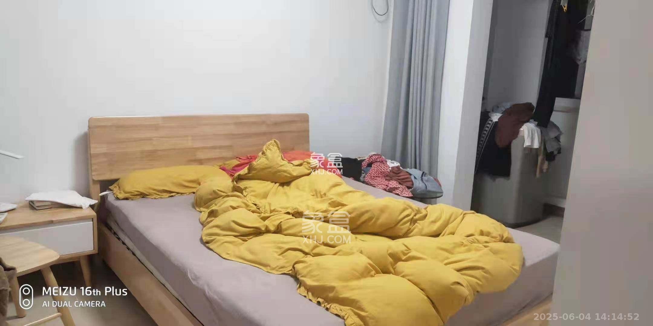 嘉盛华庭(一期、二期、三期) 3室1厅1卫 2800.0元/月 嘉盛华庭(一期、二期、三期) 3室1厅1卫 2800.0元/月室内图