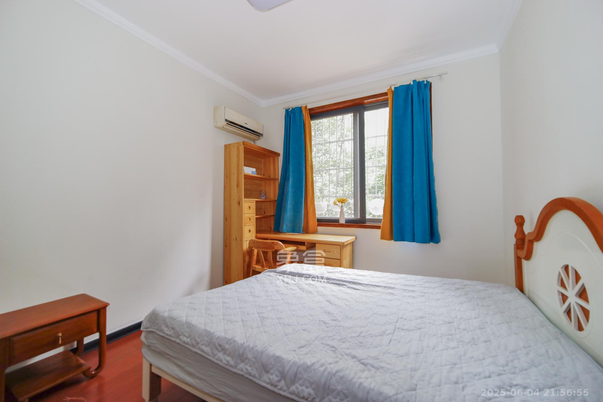 上海城小区 3室2厅2卫 106.0万 上海城小区 3室2厅2卫 106.0万卧室