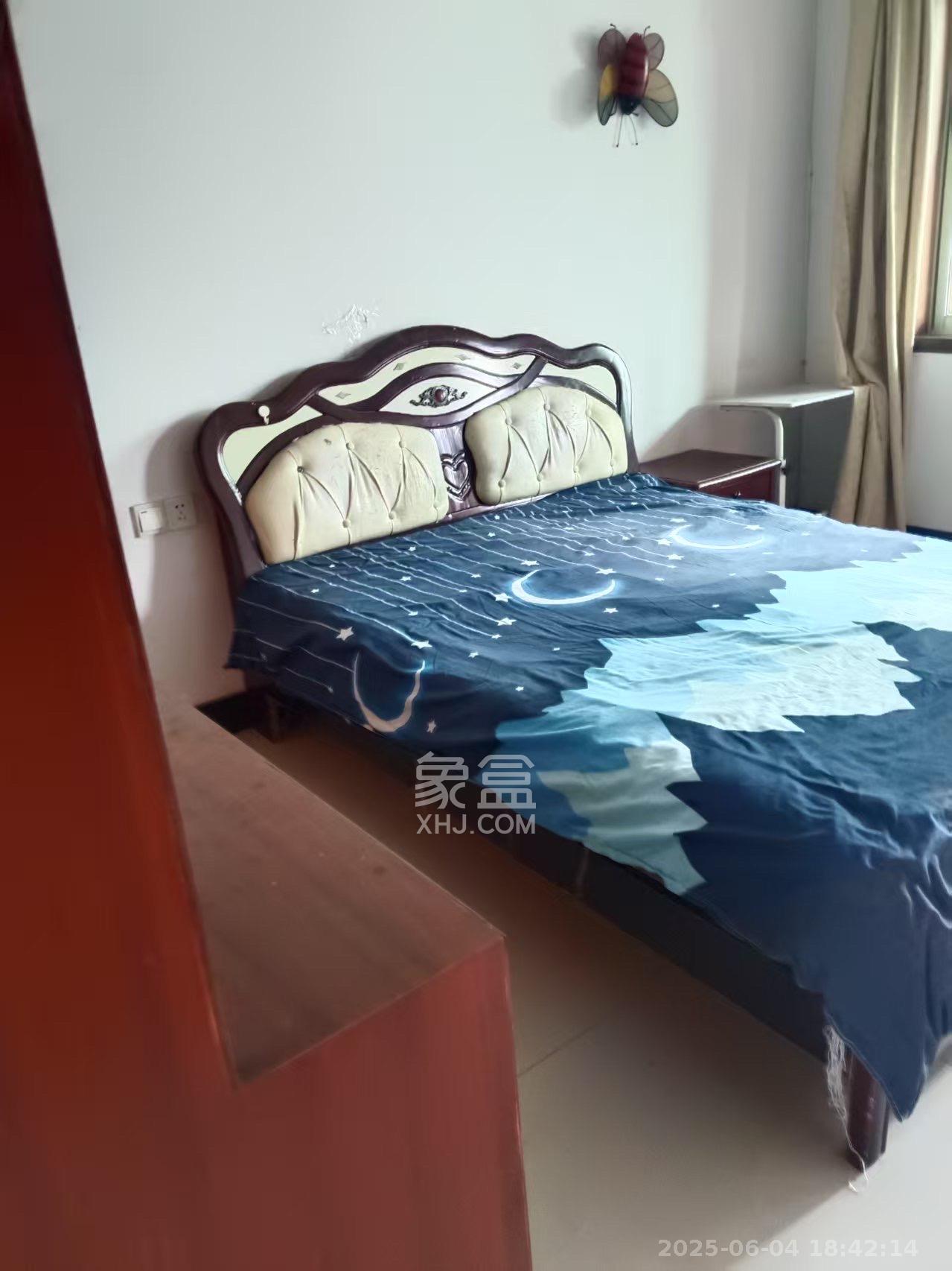 中南汽车世界 2室2厅1卫 1100.0元/月 中南汽车世界 2室2厅1卫 1100.0元/月室内图