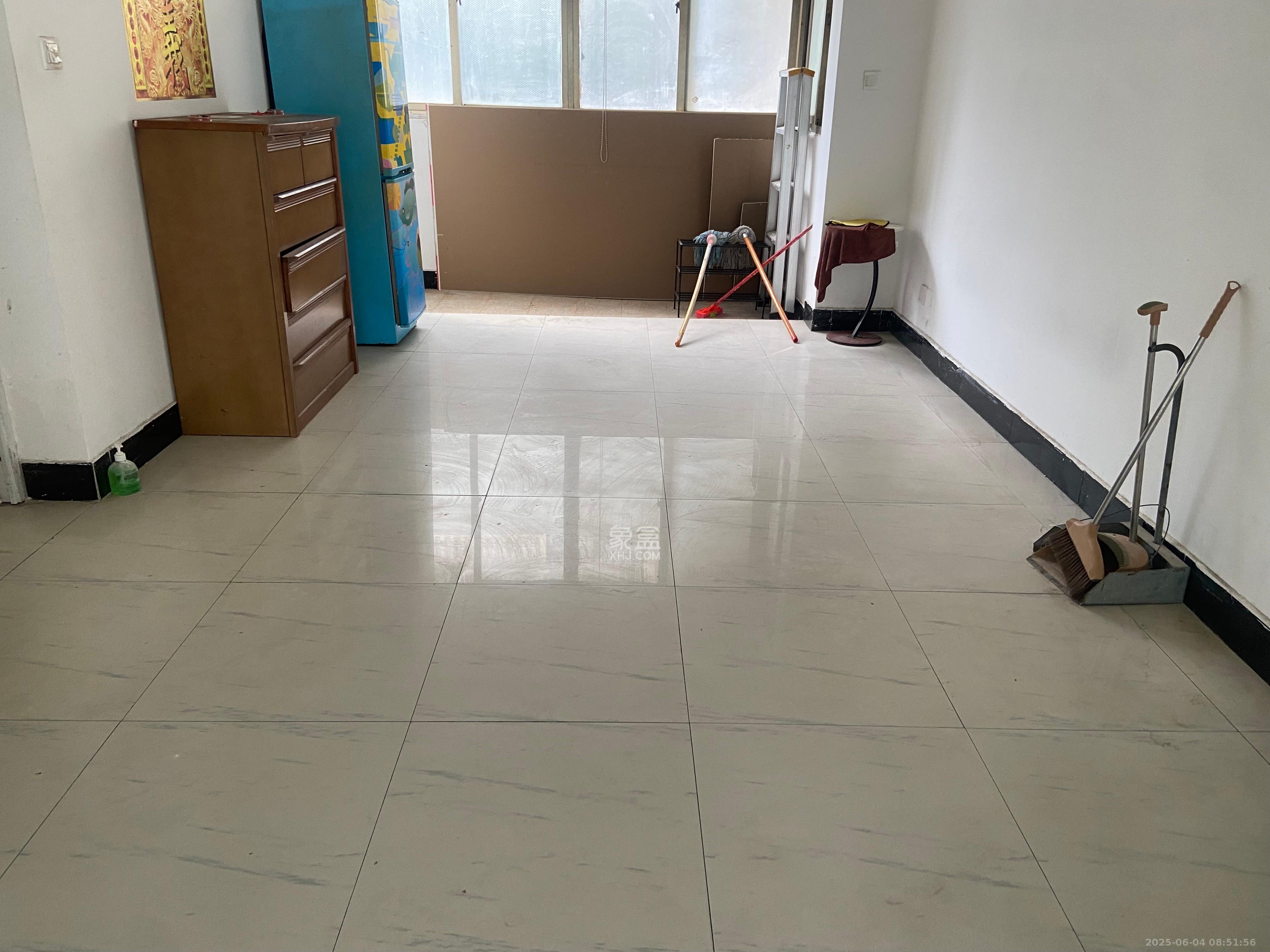 白沙家园(白沙欣苑) 4室2厅1卫 3600.0元/月 白沙家园(白沙欣苑) 4室2厅1卫 3600.0元/月室内图