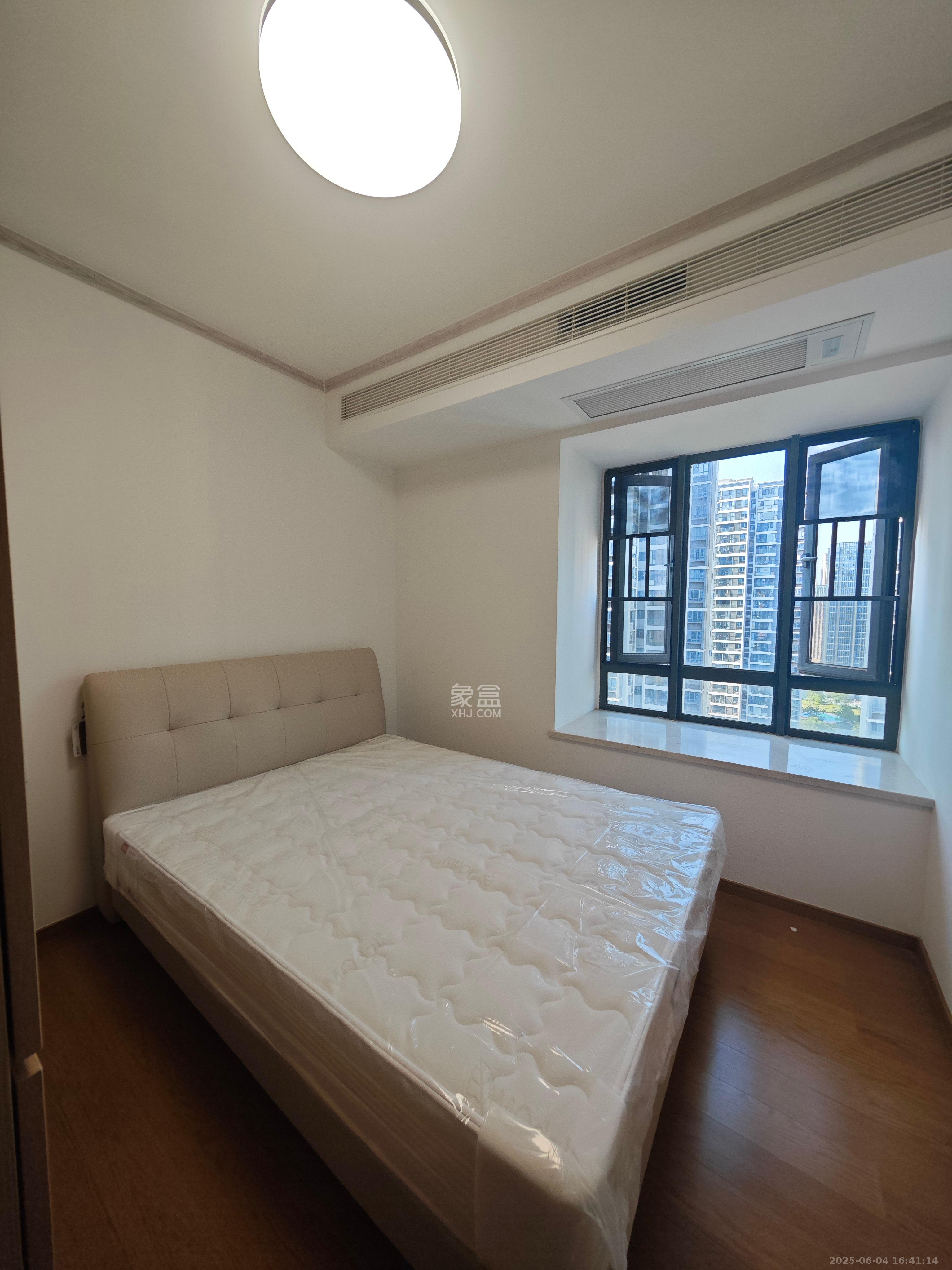 清控湖山雅居南区  4室2厅2卫    3500.0元/月室内图